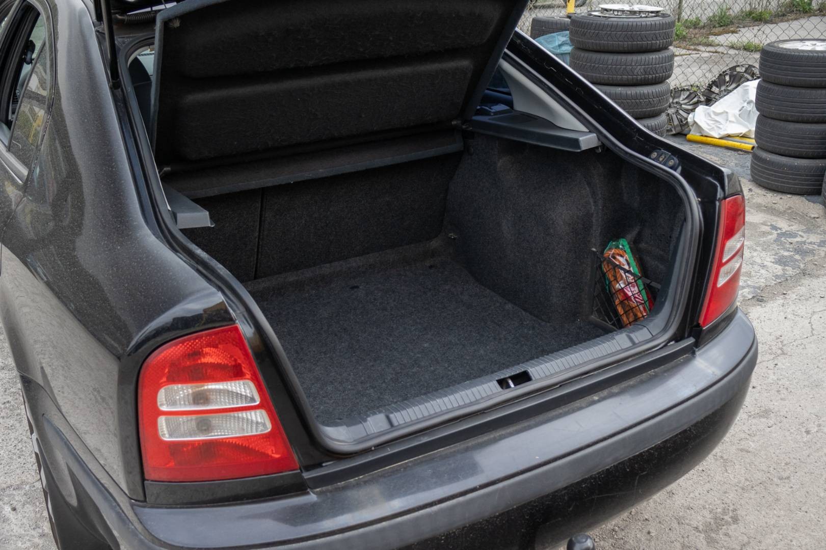 Škoda Octavia 1.6 TOUR – Obrázok 10