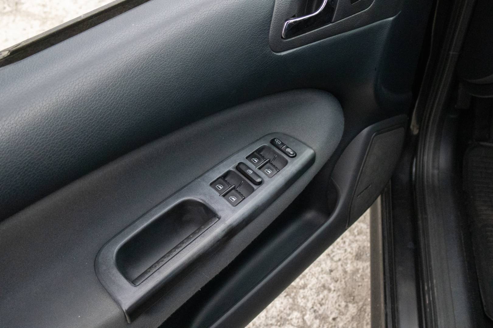 Škoda Octavia 1.6 TOUR – Obrázok 13