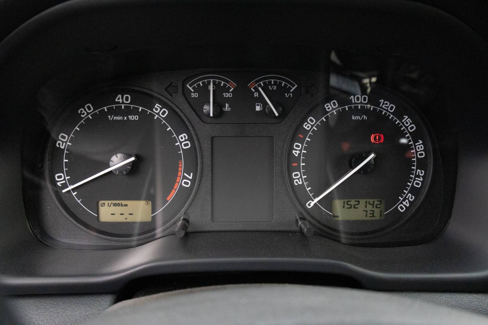 Škoda Octavia 1.6 TOUR – Obrázok 16