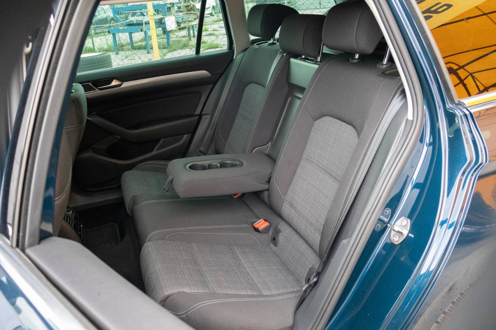 Volkswagen Passat Variant 2.0 TDI EVO Business DSG – Obrázok 10