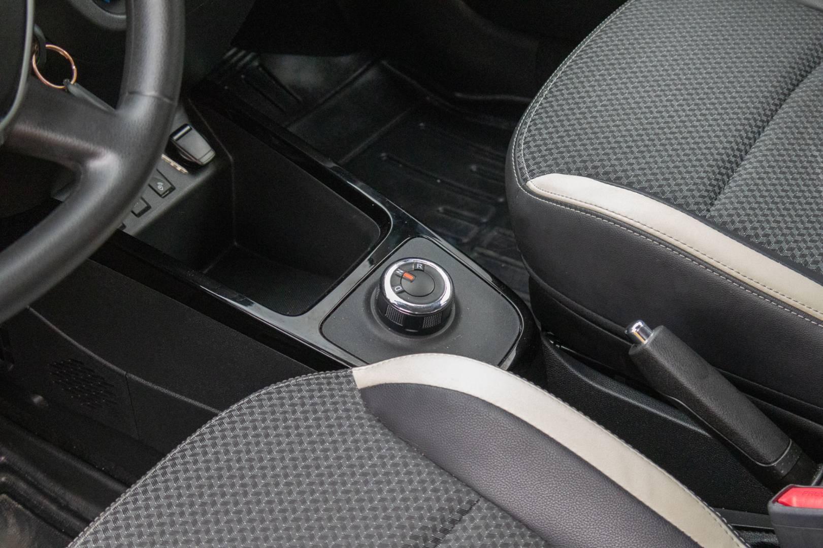 Dacia Spring FL 26.8kWh/33KW Comfort Plus -NEBÚRANÉ – Obrázok 22