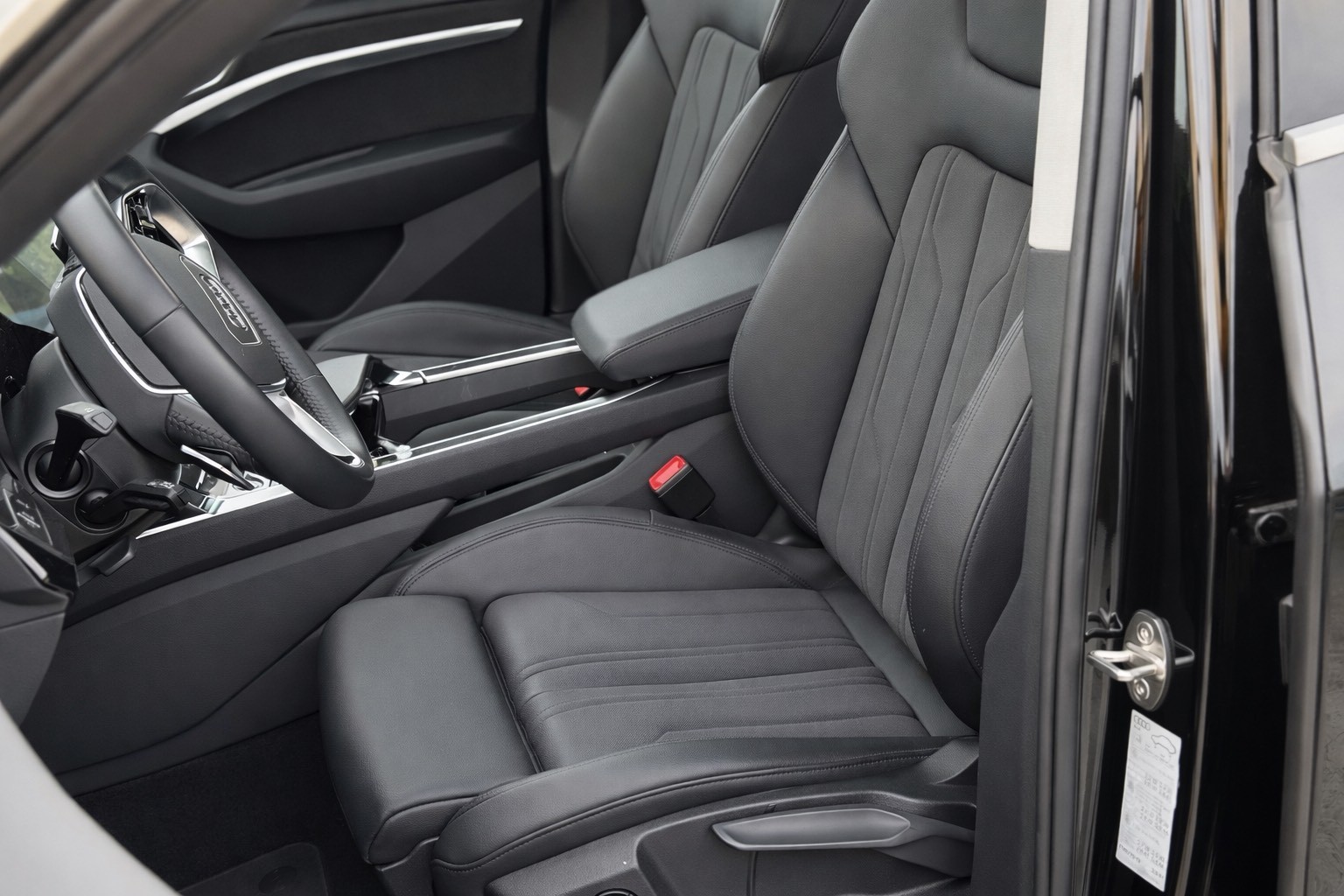 Audi E-tron 50 quattro S line – Obrázok 6