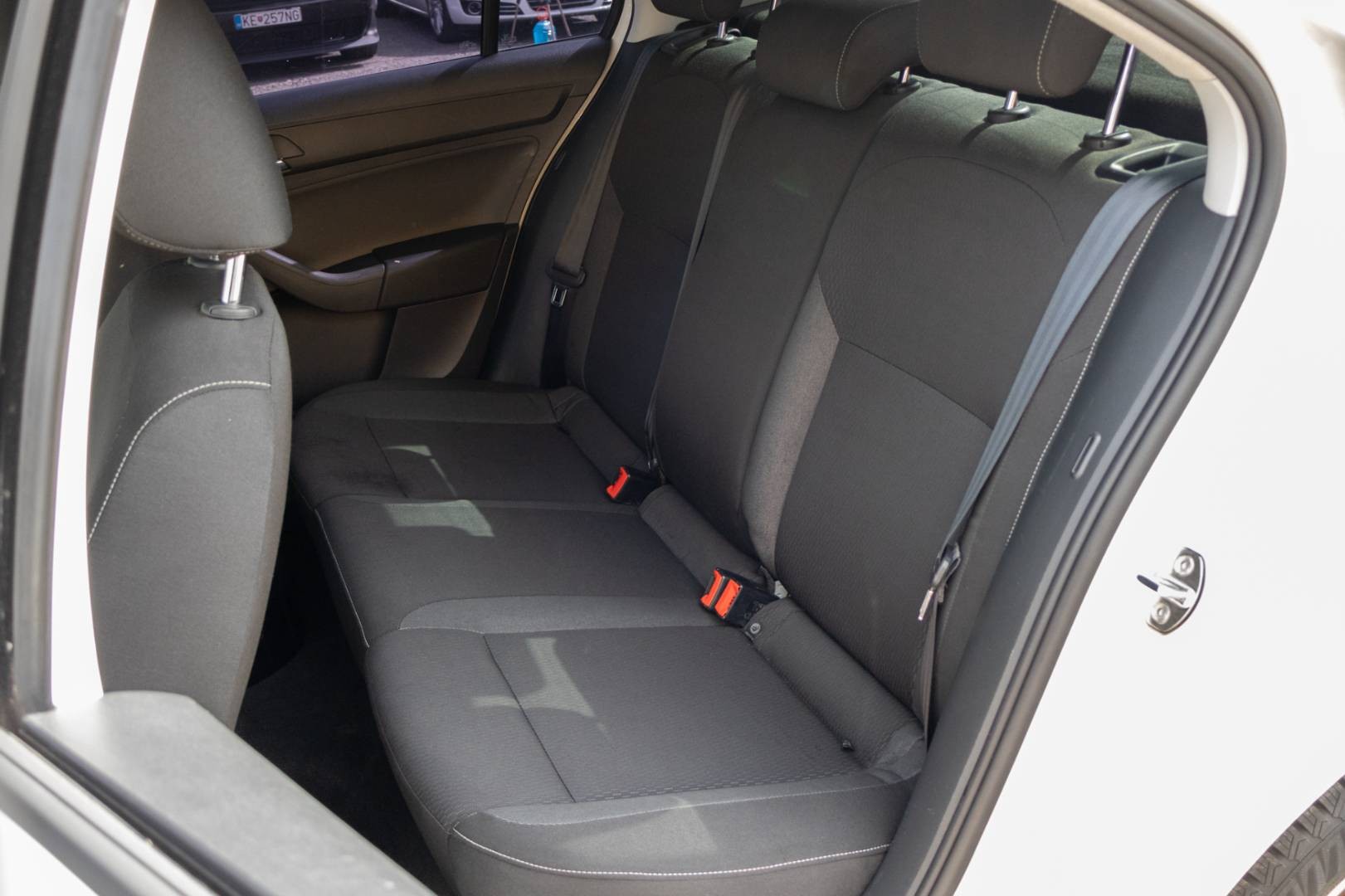 Škoda Rapid 1.4 TDI Ambition – Obrázok 10