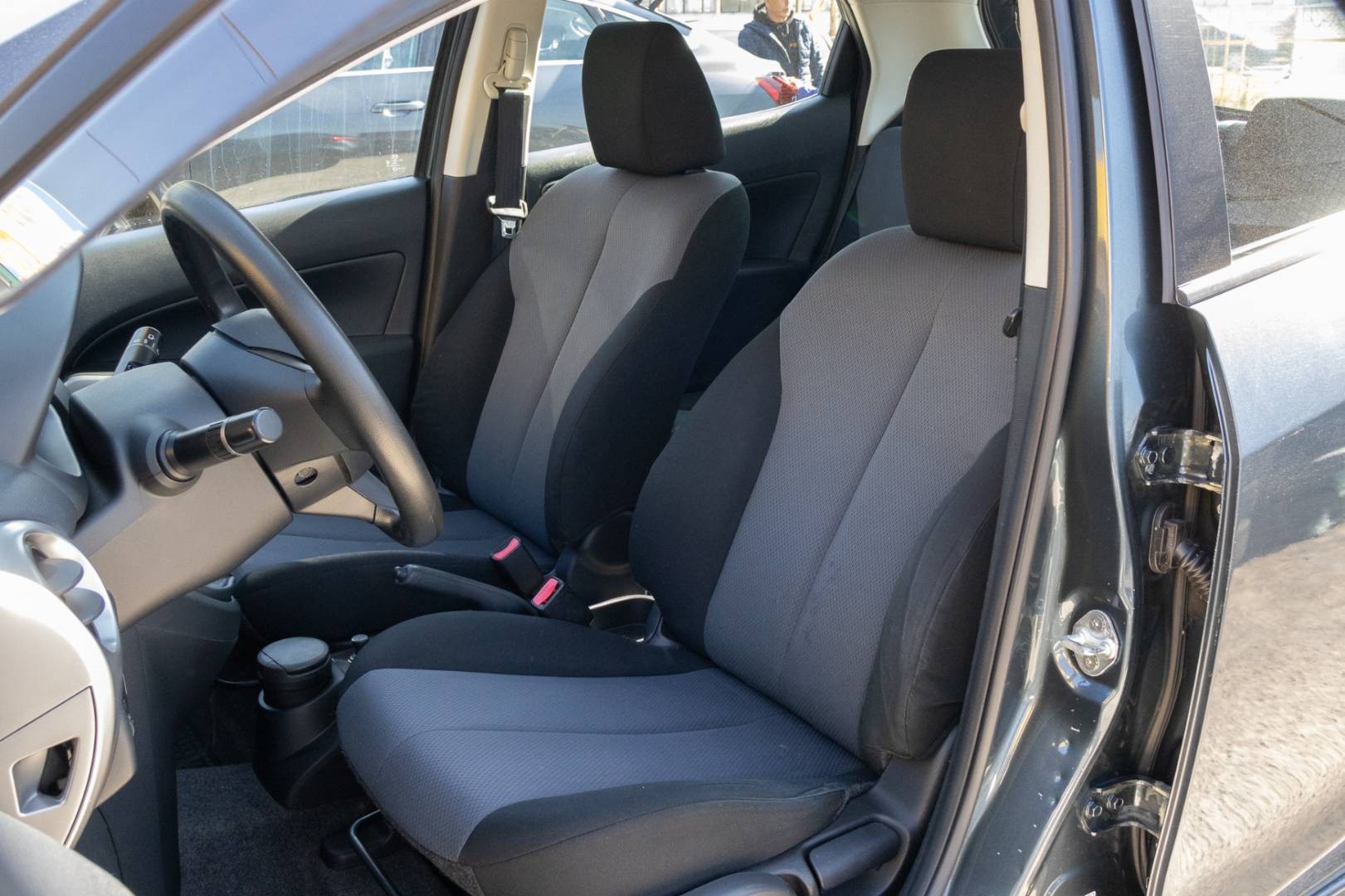 Mazda 2 1.3i CE – Obrázok 11