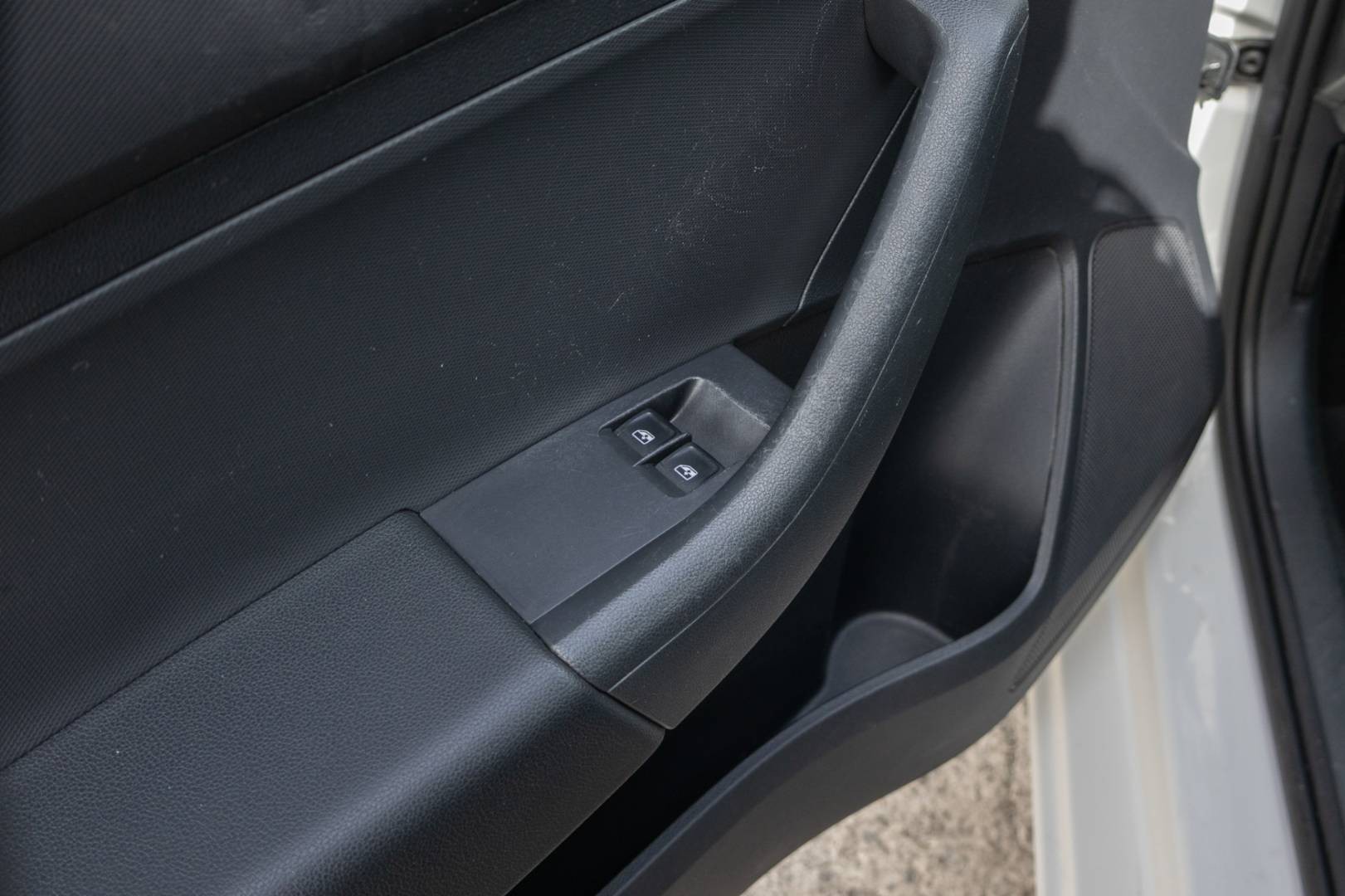 Škoda Rapid 1.4 TDI Ambition – Obrázok 12