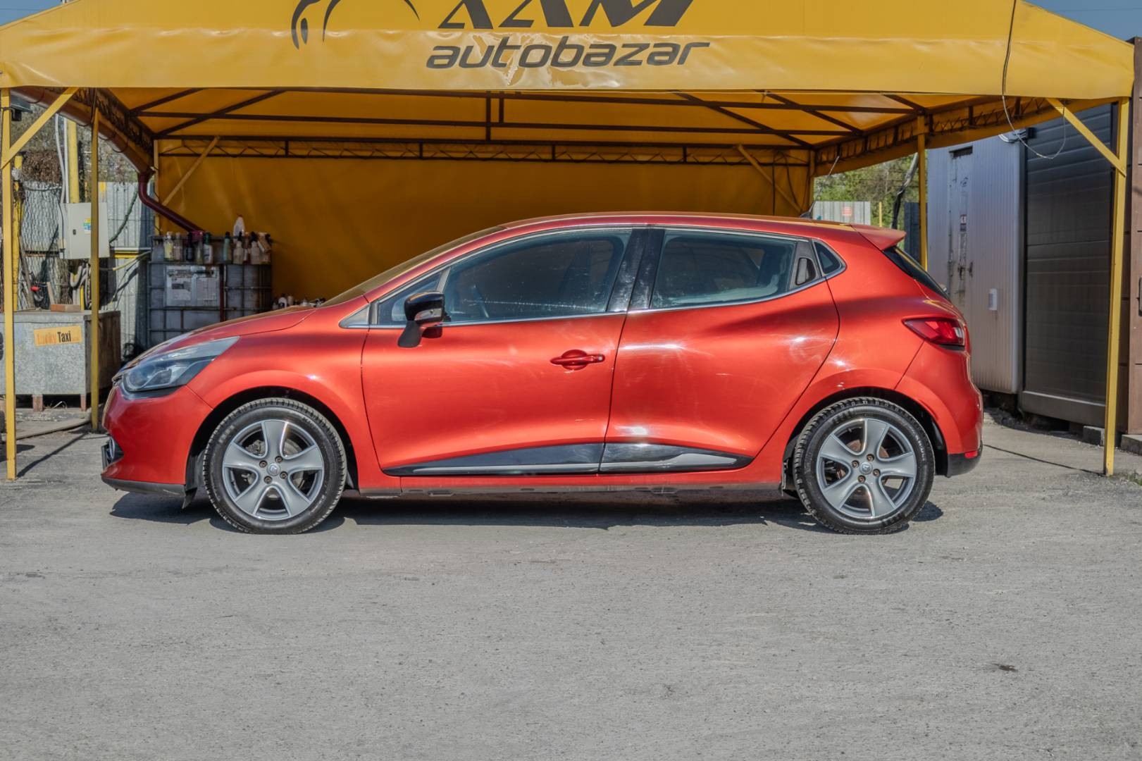 Renault Clio 1.2 16V -NEBÚRANÉ- Len 79tis. KM/SK Pôvod/1.Majiteľ – Obrázok 5