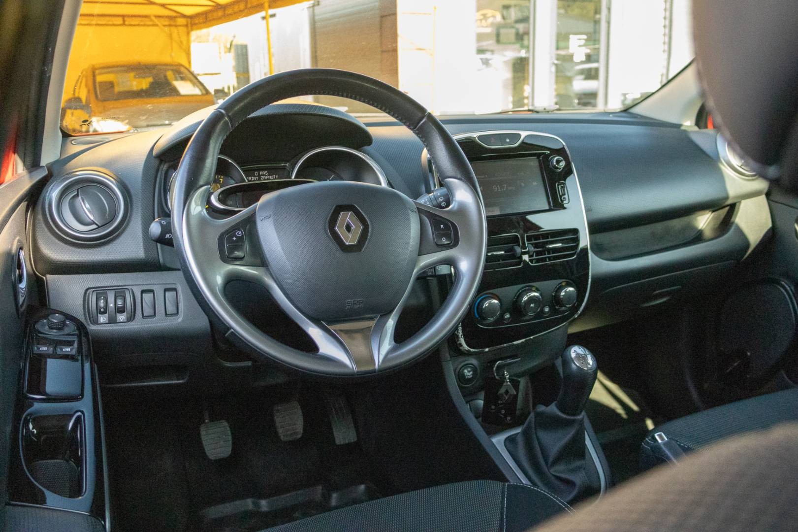 Renault Clio 1.2 16V -NEBÚRANÉ- Len 79tis. KM/SK Pôvod/1.Majiteľ – Obrázok 13