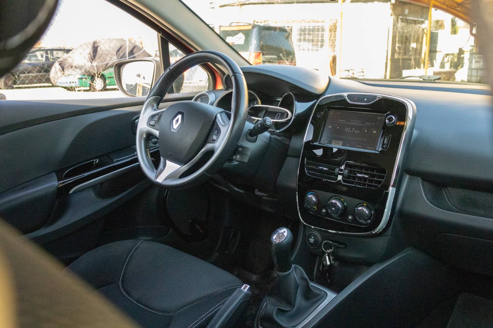 Renault Clio 1.2 16V -NEBÚRANÉ- Len 79tis. KM/SK Pôvod/1.Majiteľ – Obrázok 14