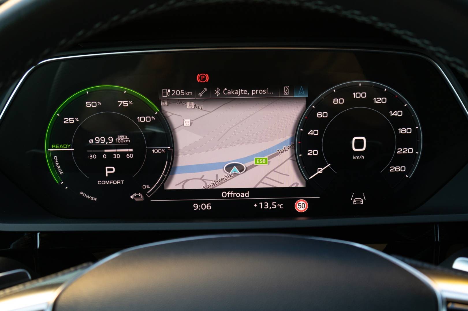 Audi E-tron 50 2x S-LINE Quattro -NEBÚRANÉ – Obrázok 23