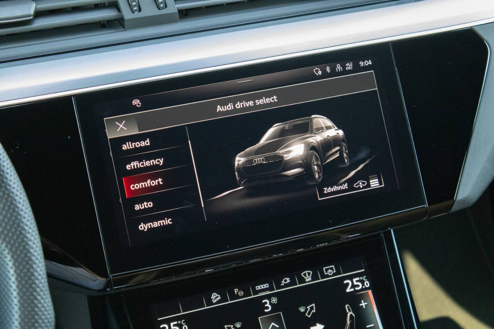 Audi E-tron 50 2x S-LINE Quattro -NEBÚRANÉ – Obrázok 28