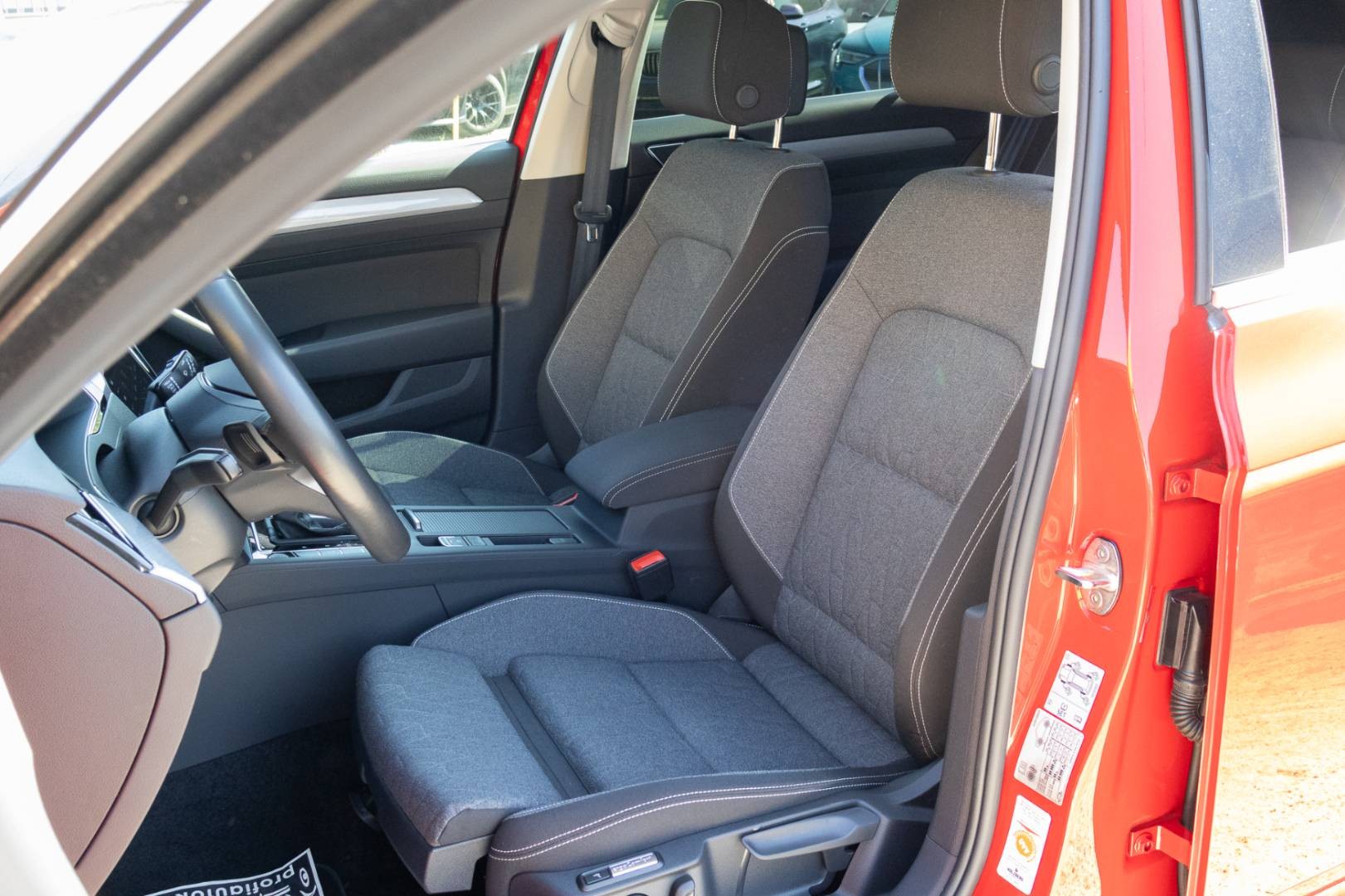 Volkswagen Passat Variant 2.0 TDI Business – Obrázok 12