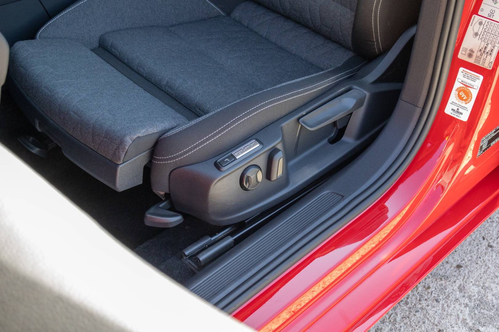 Volkswagen Passat Variant 2.0 TDI Business – Obrázok 13