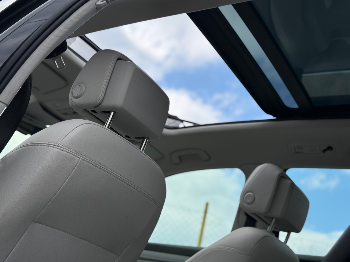 Volkswagen Passat Variant 2.0 TDI DSG Elegance -NEBÚRANÉ – Obrázok 7