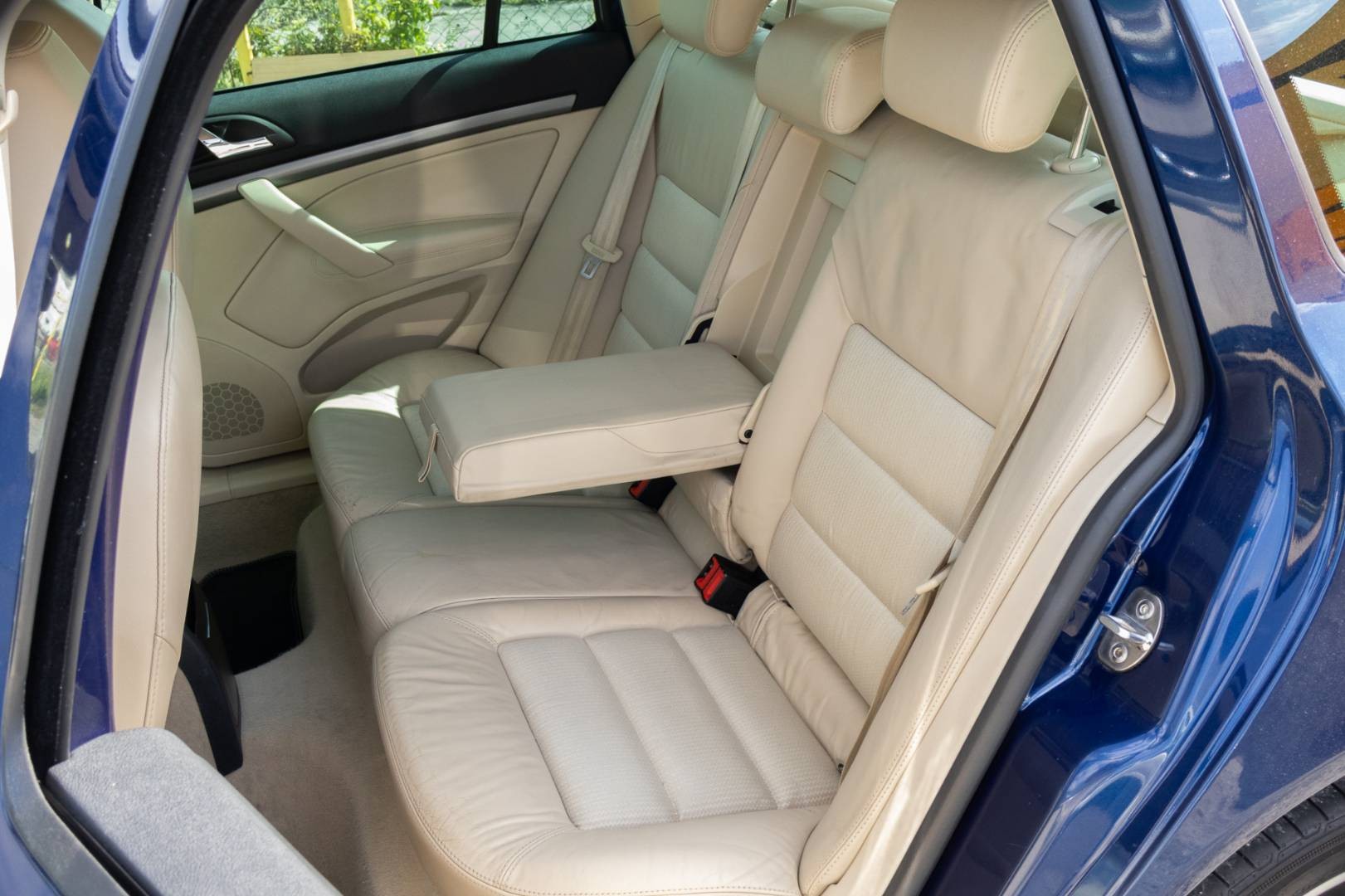 Škoda Octavia Combi 2.0 TDI Elegance DSG – Obrázok 11