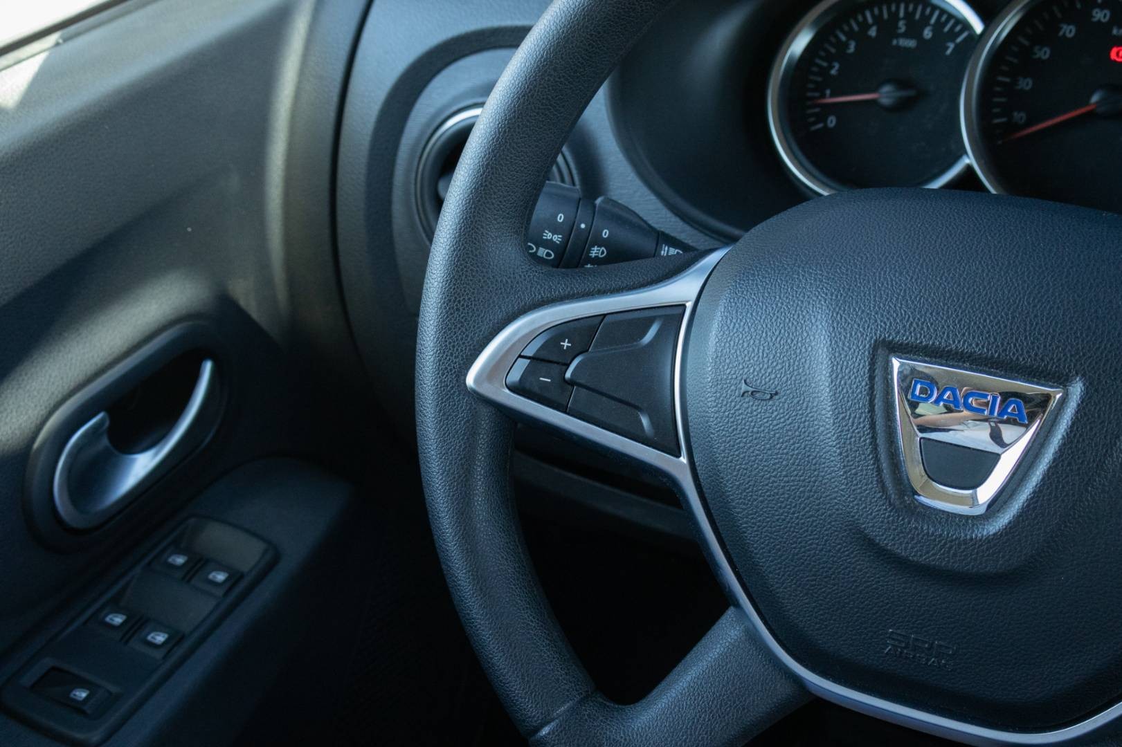 Dacia Lodgy 1.6 SCe Arctica 7m – Obrázok 15