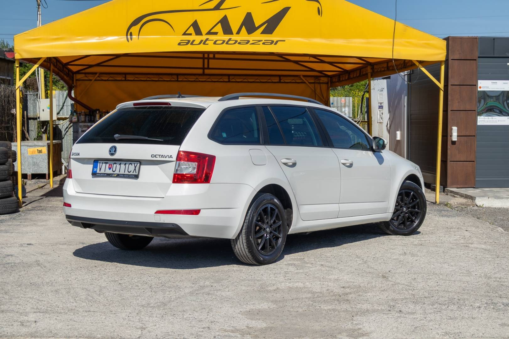 Škoda Octavia Combi 2.0 TDI Elegance/Style DSG – Obrázok 8