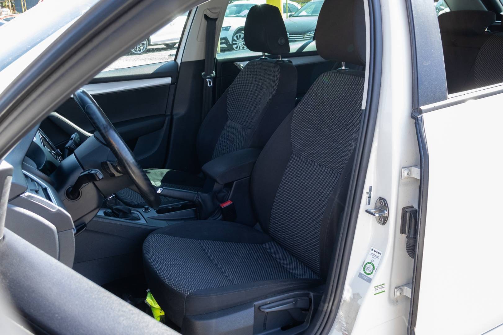 Škoda Octavia Combi 2.0 TDI Elegance/Style DSG – Obrázok 11