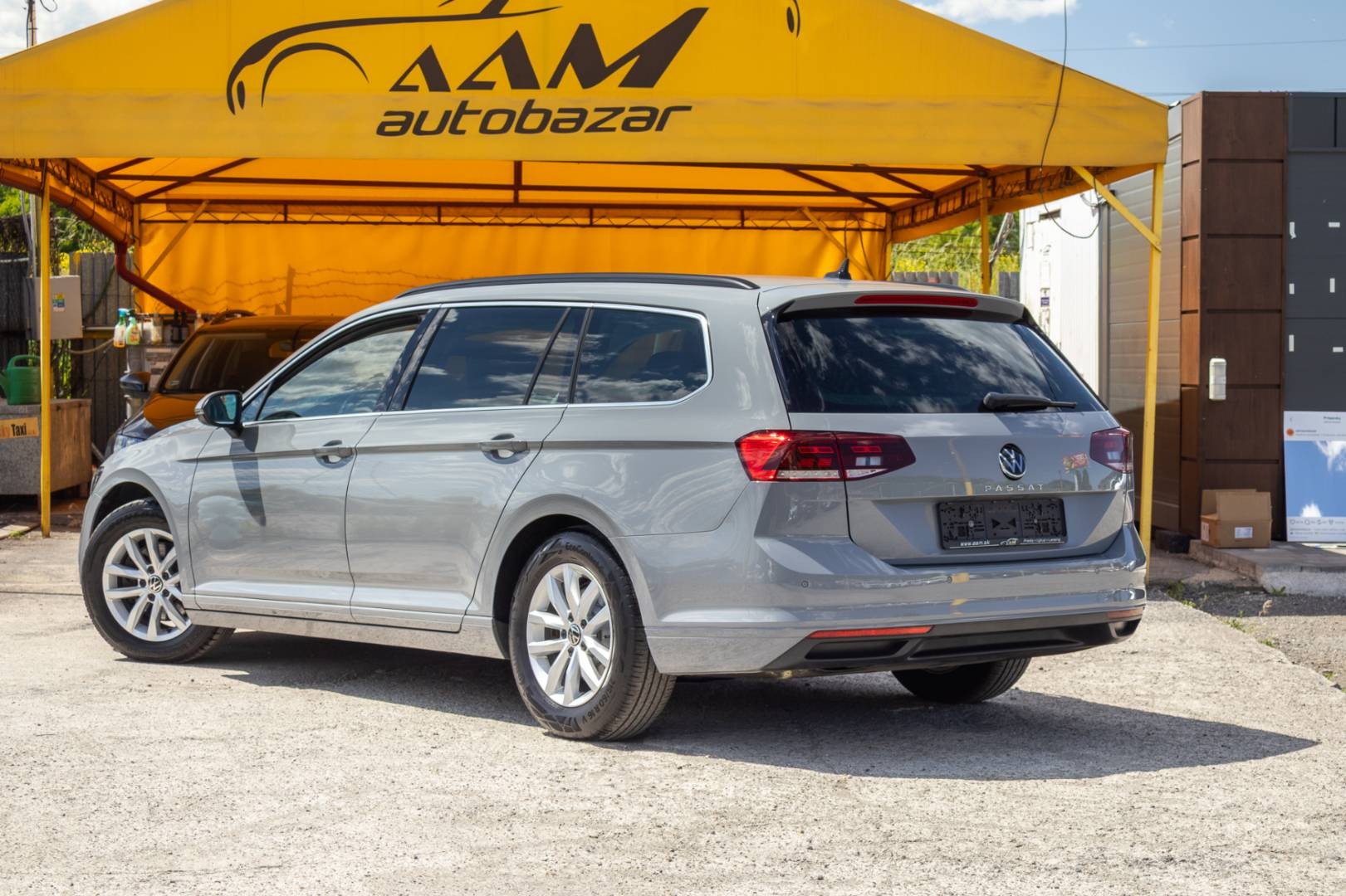 Volkswagen Passat Variant 2.0 TDI EVO Business+ / Webasto / Ambient – Obrázok 6