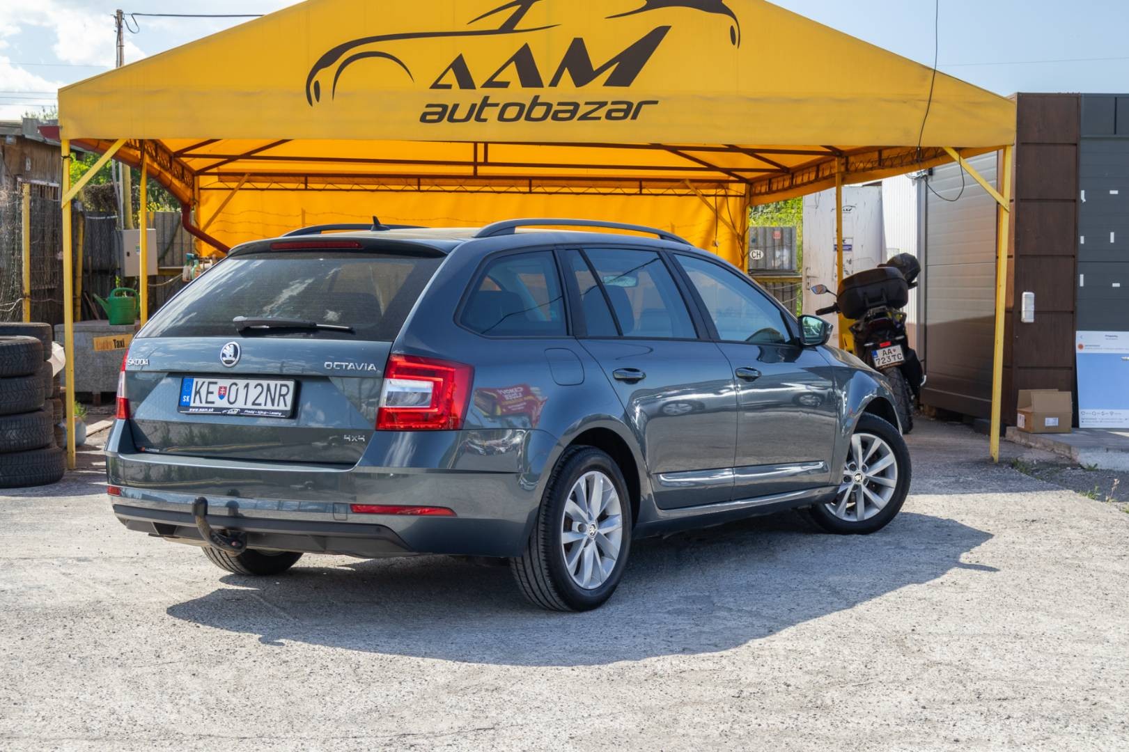 Škoda Octavia Combi 2.0 TDI Style 4x4 EU6 – Obrázok 8