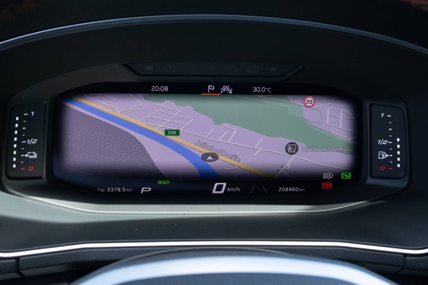 Seat Tarraco FR 1.4 TSI EHYBRID 245k – Obrázok 23