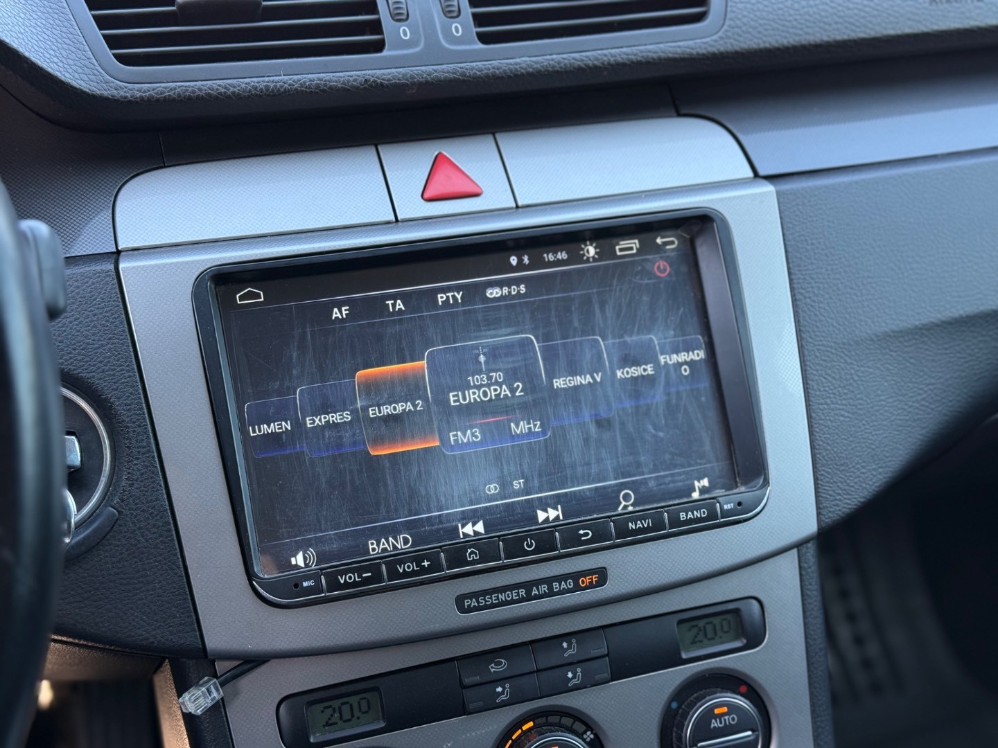 Volkswagen Passat Variant 2.0 TDI Comfortline – Obrázok 17