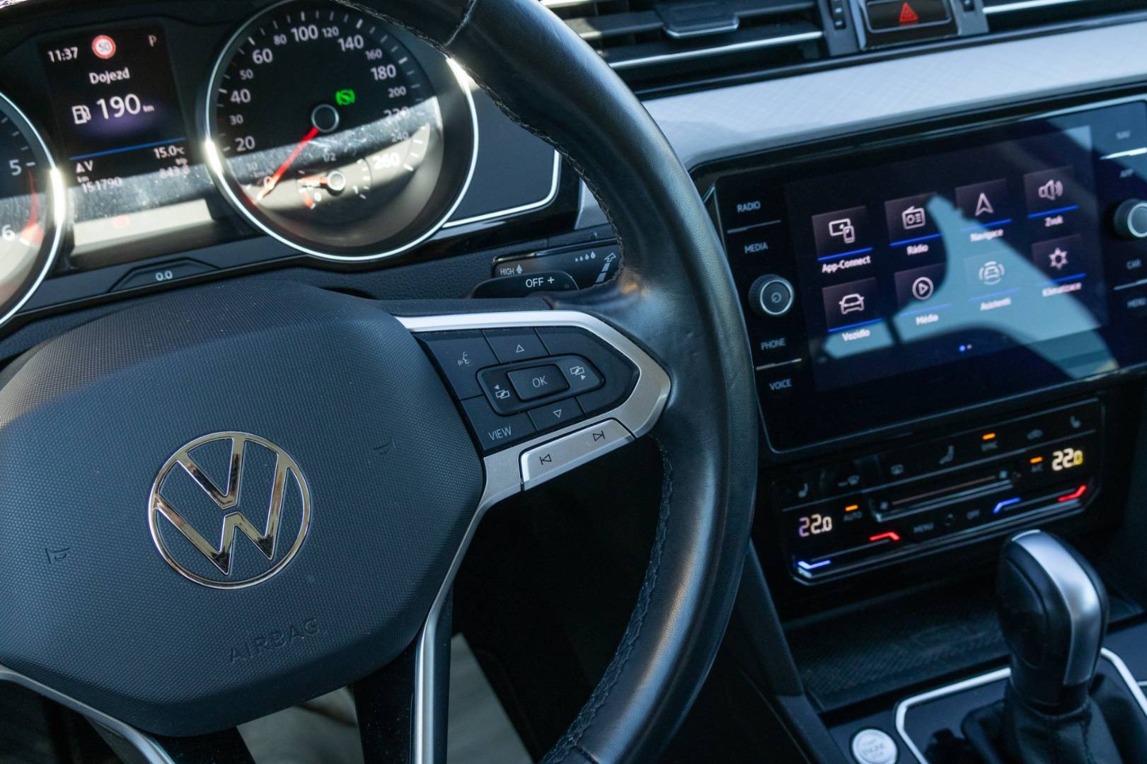 Volkswagen Passat Variant 2.0 TDI EVO Elegance DSG – Obrázok 19