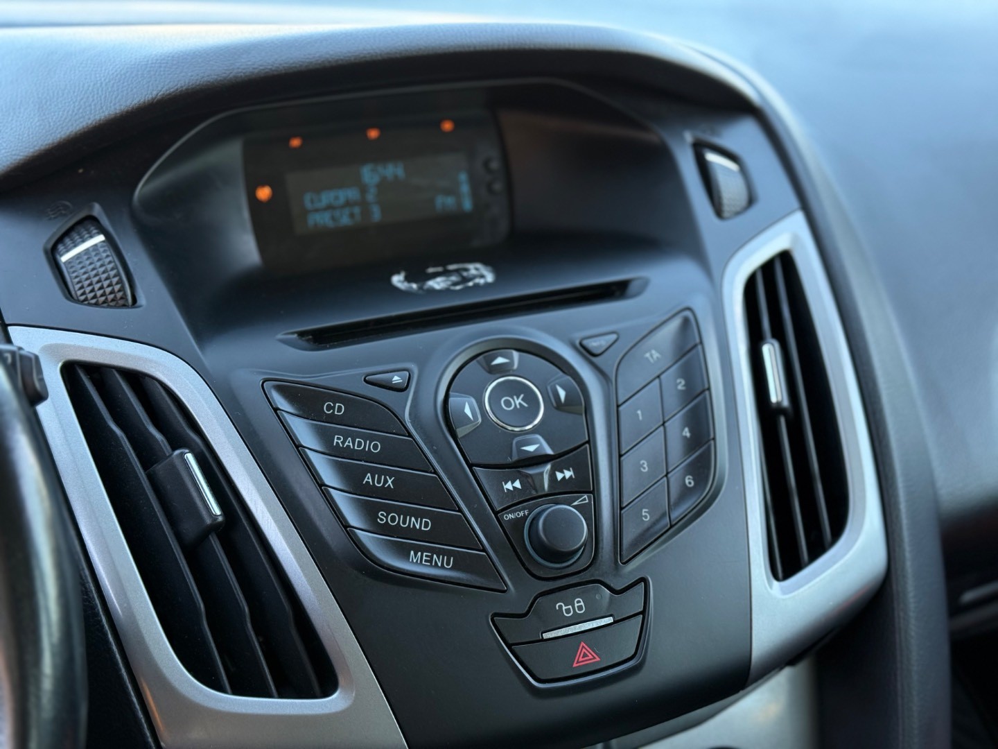 Ford Focus 1.0 SCTi - SK Pôvod / 1.Majiteľ – Obrázok 14