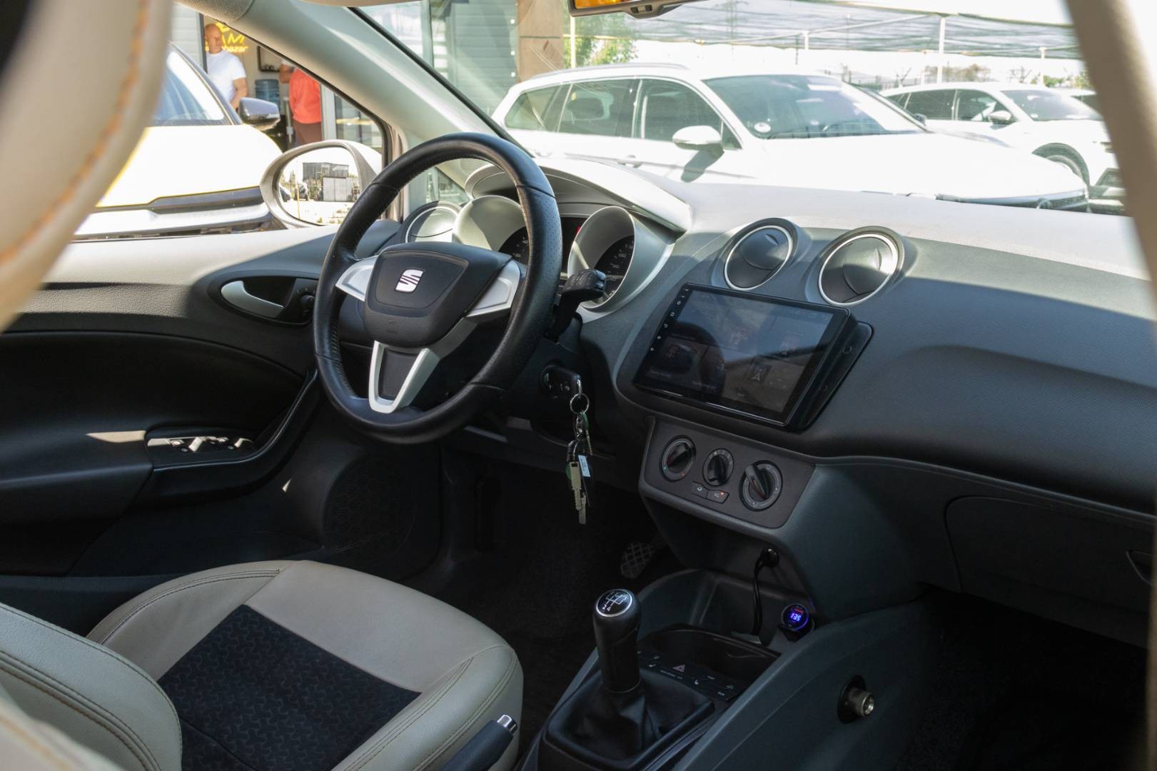 Seat Ibiza ST 1.4i 16V Style – Obrázok 18