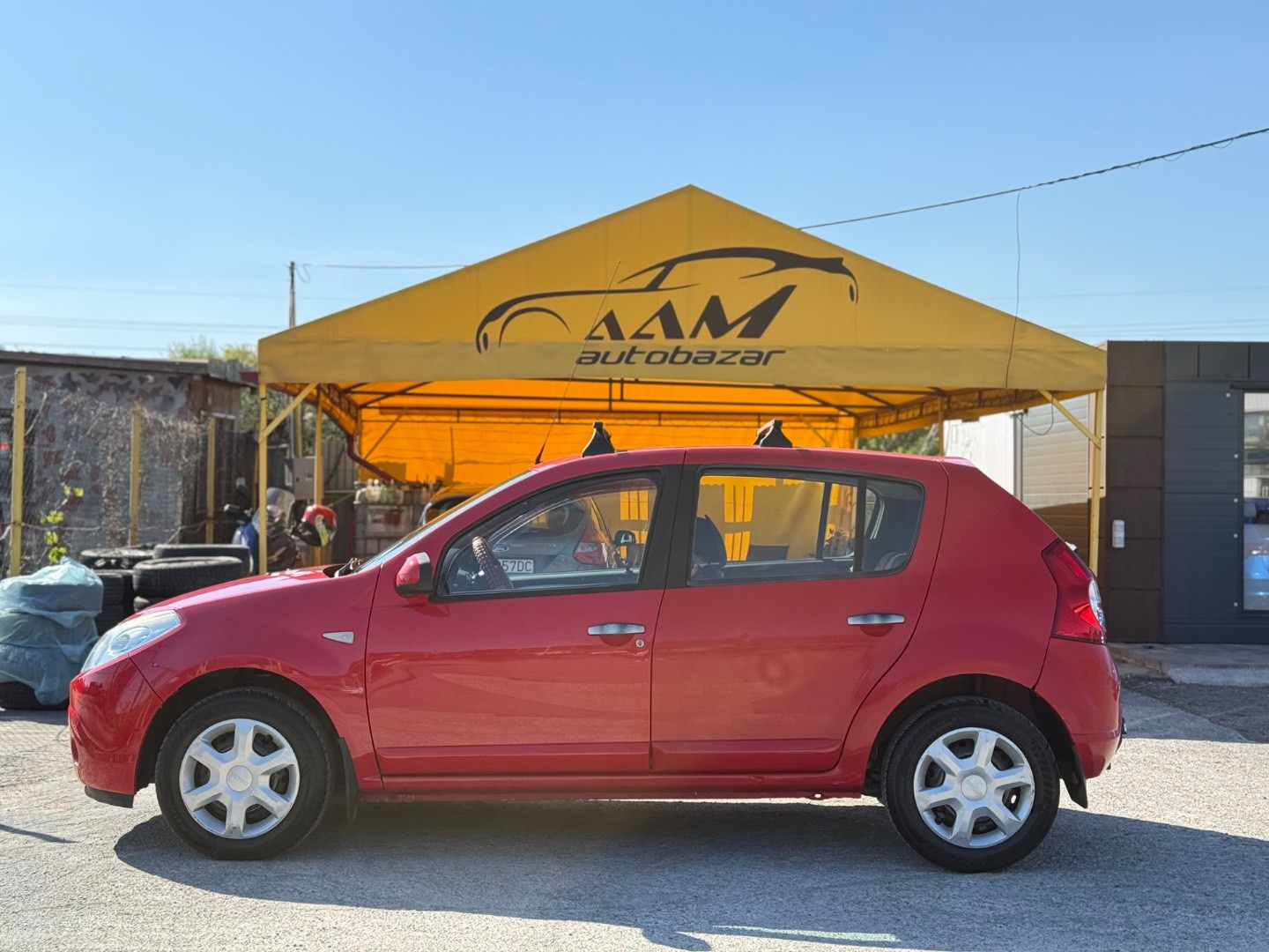 Dacia Sandero 1.6 Arctica – Obrázok 5