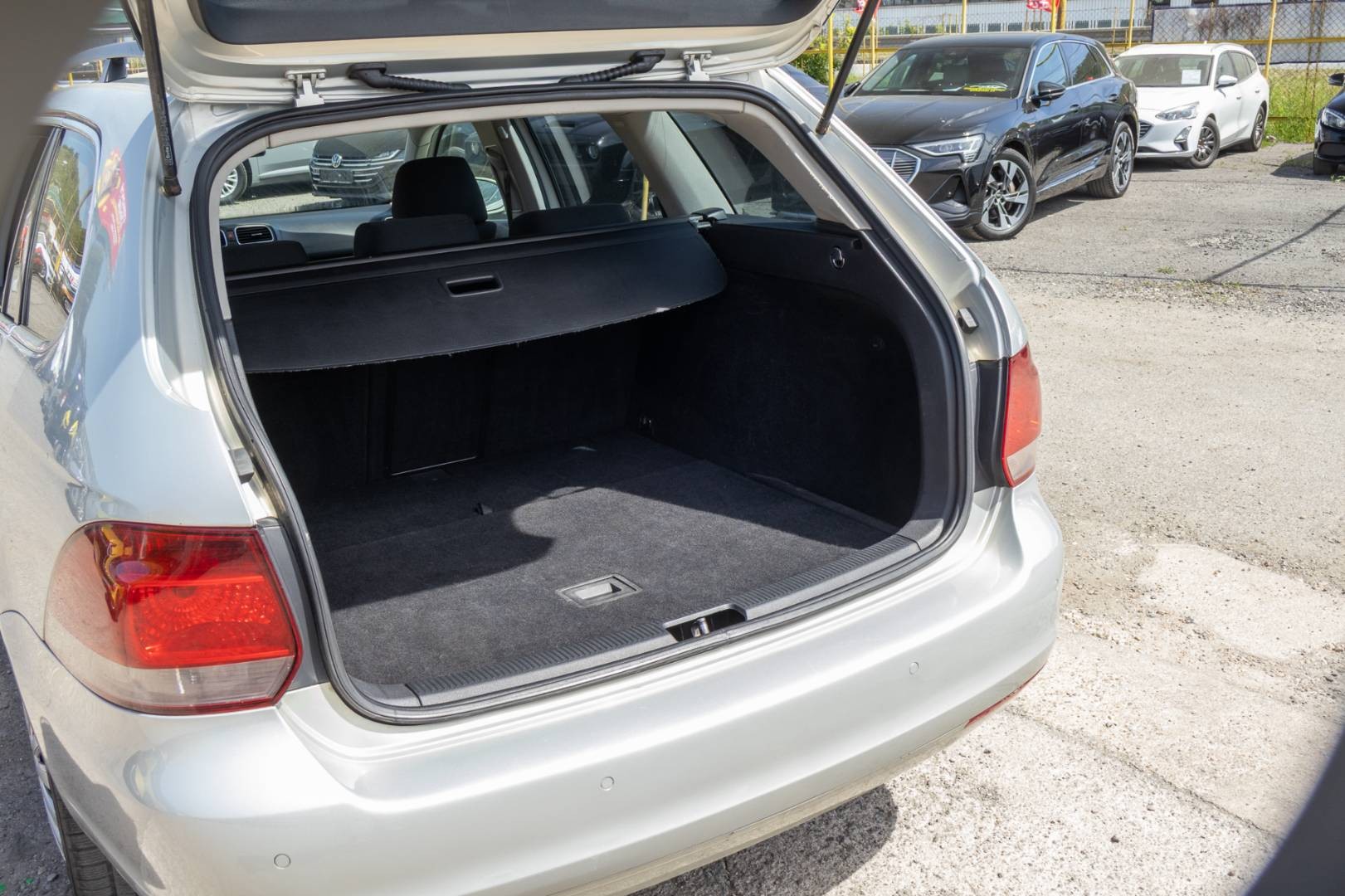 Volkswagen Golf Variant 2.0 TDI Comfortline DSG – Obrázok 9