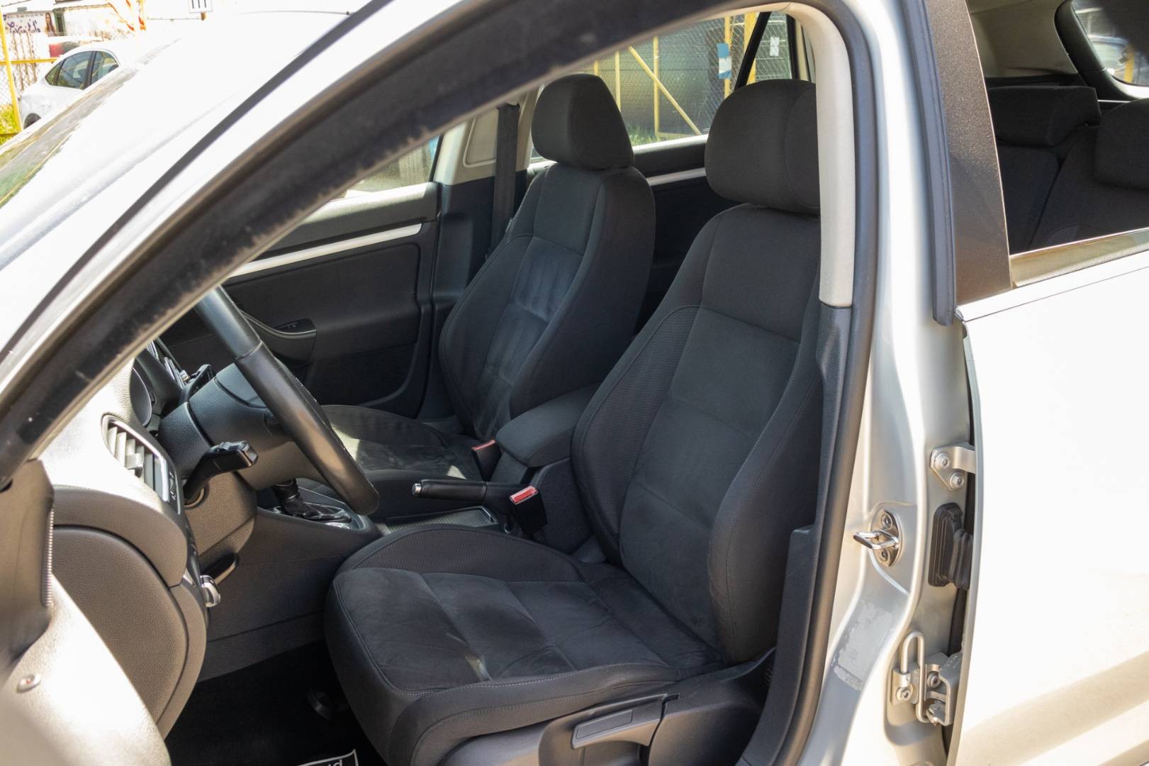Volkswagen Golf Variant 2.0 TDI Comfortline DSG – Obrázok 11