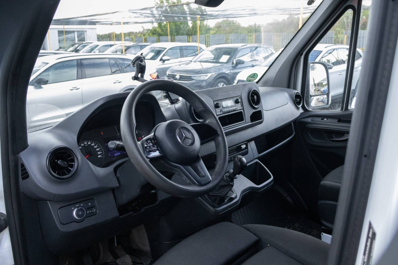 Mercedes-Benz Sprinter 315 CDI Standard L2H2 FWD – Obrázok 13