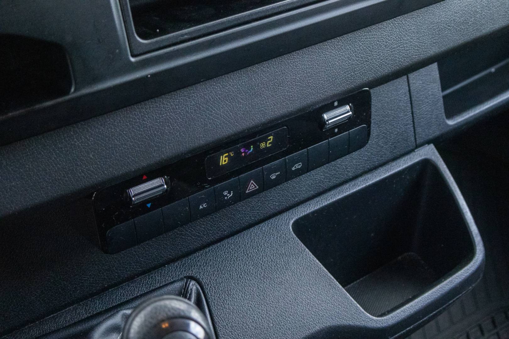 Mercedes-Benz Sprinter 315 CDI Standard L2H2 FWD – Obrázok 18