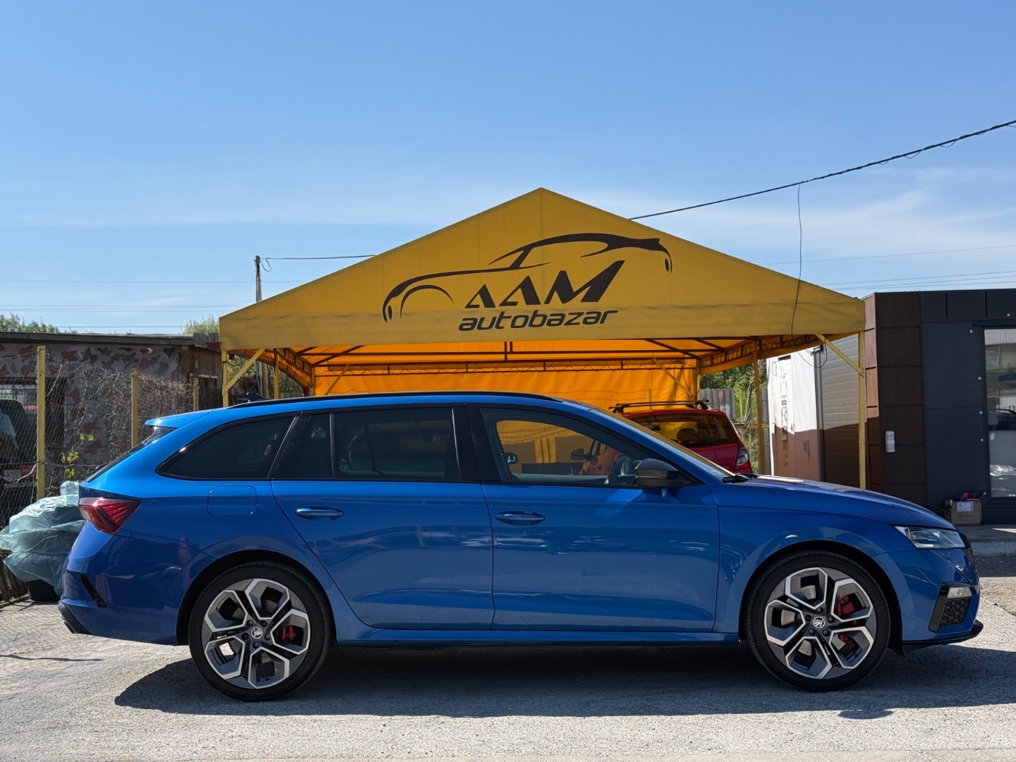 Škoda Octavia Combi iV RS 1.4 TSI PHEV DSG -NEBÚRANÉ – Obrázok 2