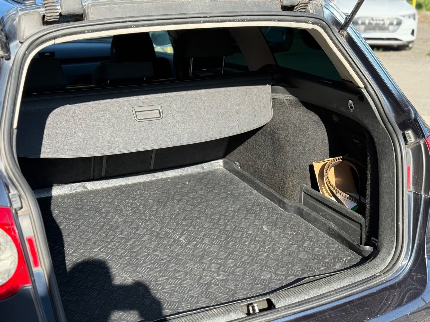 Volkswagen Passat Variant 2.0 TDI Comfortline – Obrázok 9