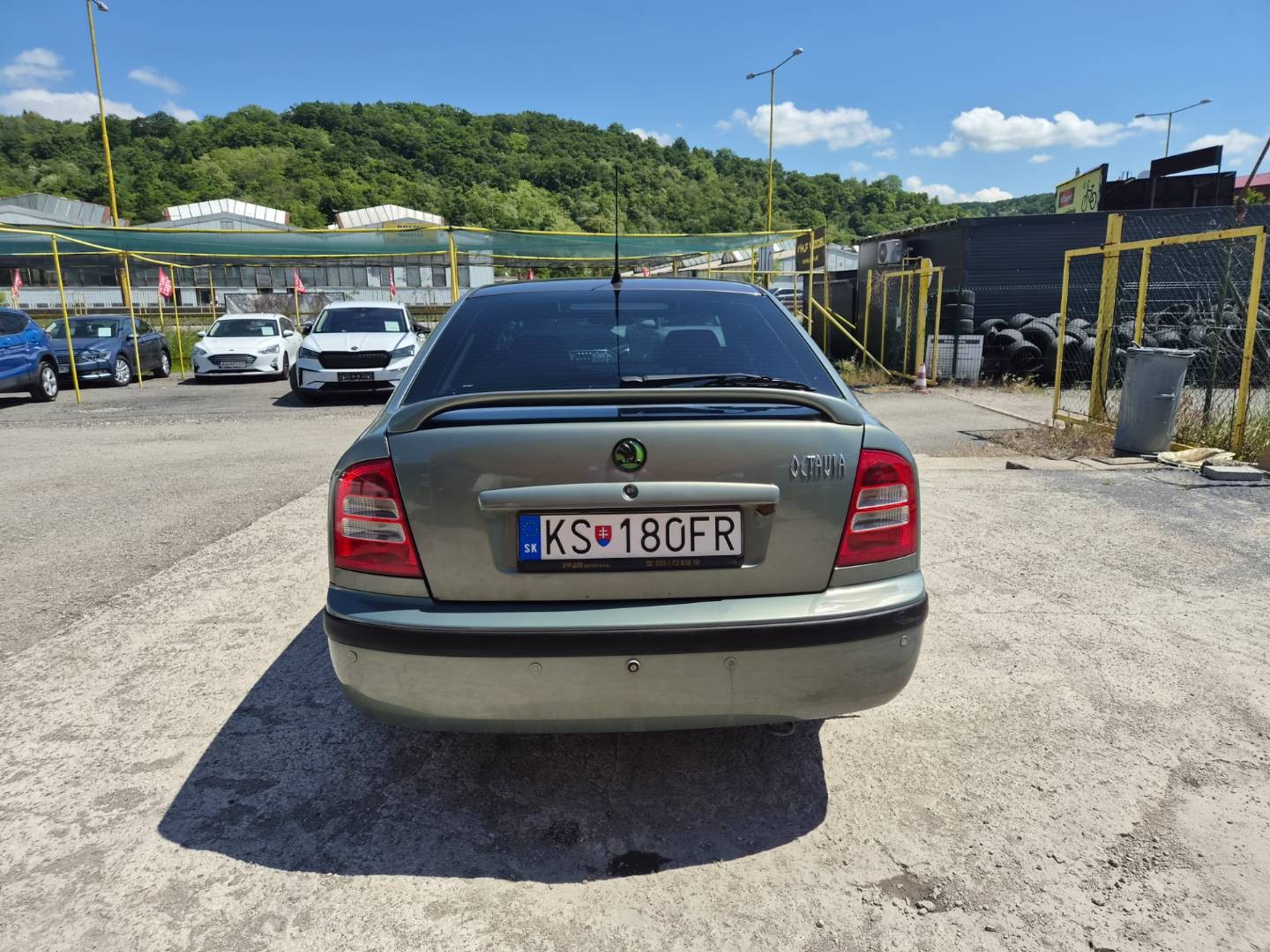 Škoda Octavia 1.6 Ambiente – Obrázok 6