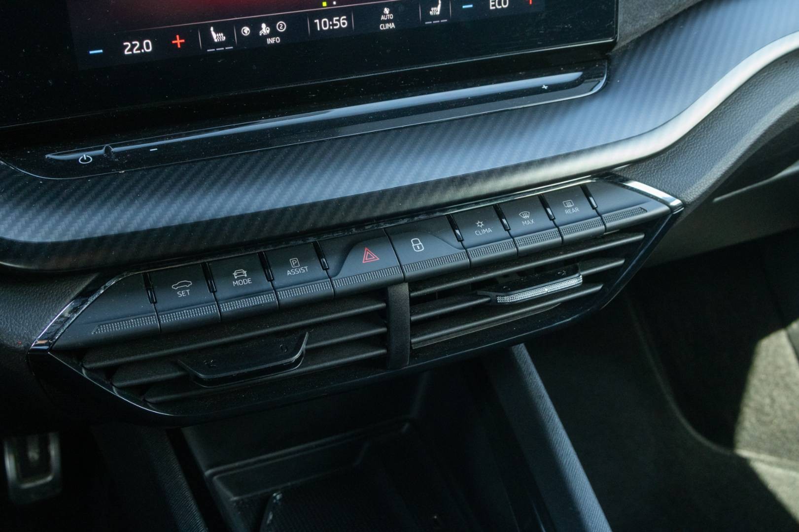 Škoda Octavia Combi 1.4 TSI iV PHEV RS DSG – Obrázok 29