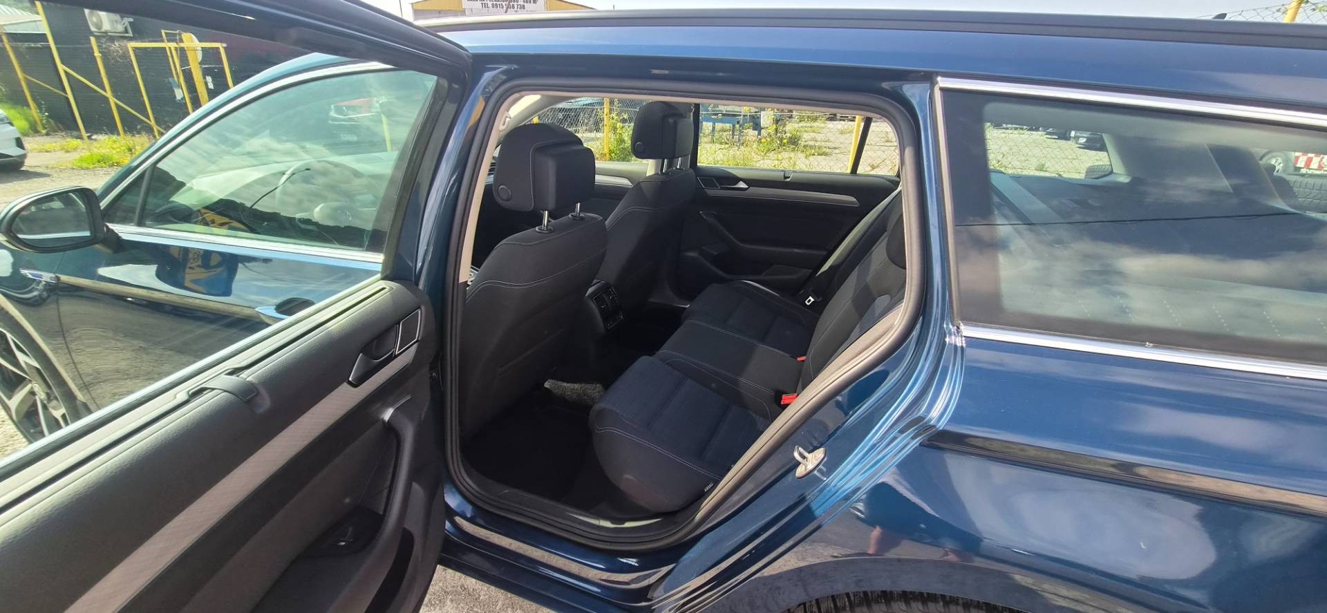 Volkswagen Passat Variant 1.4 GTE Plug-In Hybrid /Matrix/360 kamery/Pano/Ambient – Obrázok 8