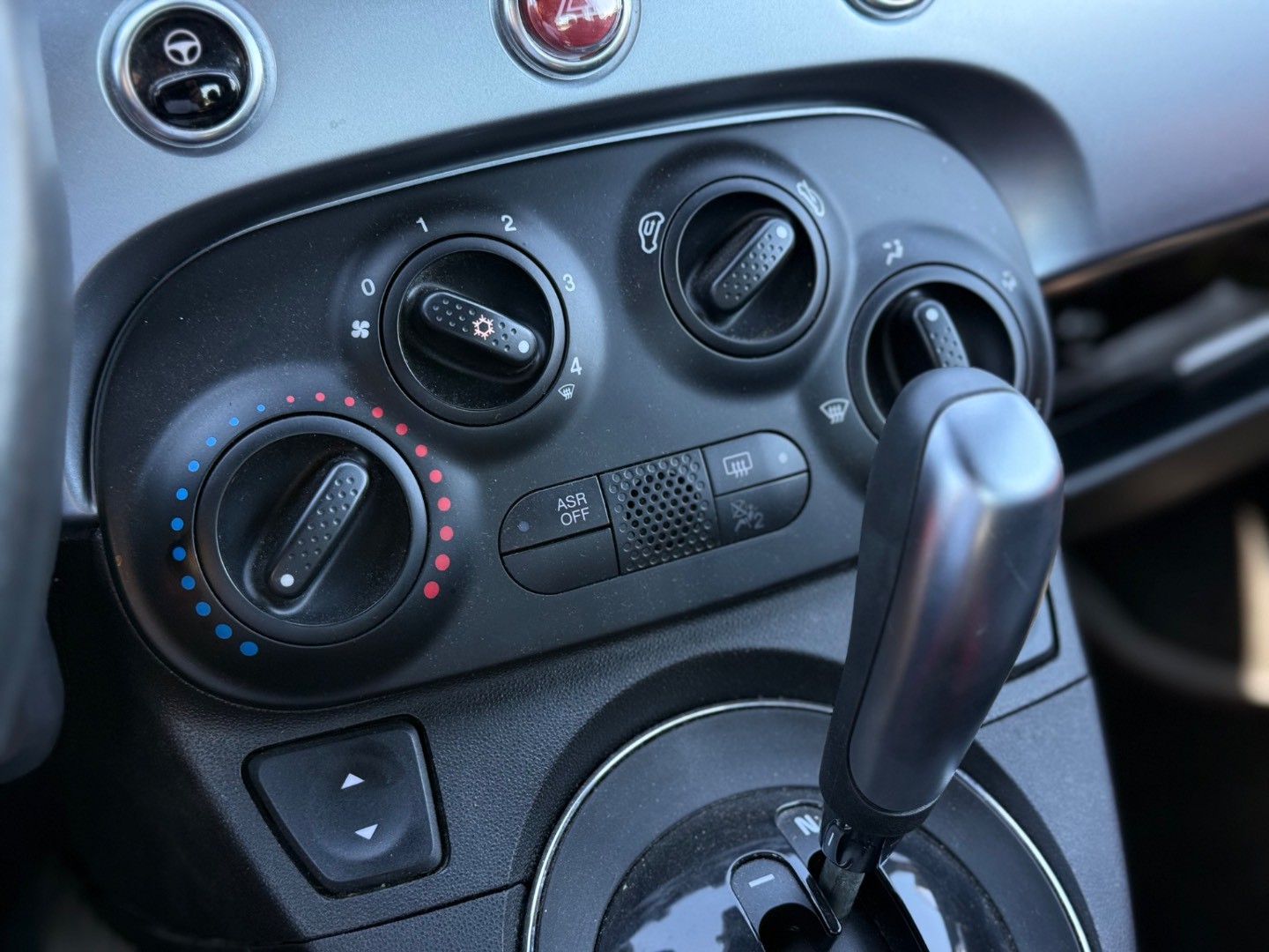 Fiat 500 1.2 FIRE - SPORT - Len 79t KM – Obrázok 15