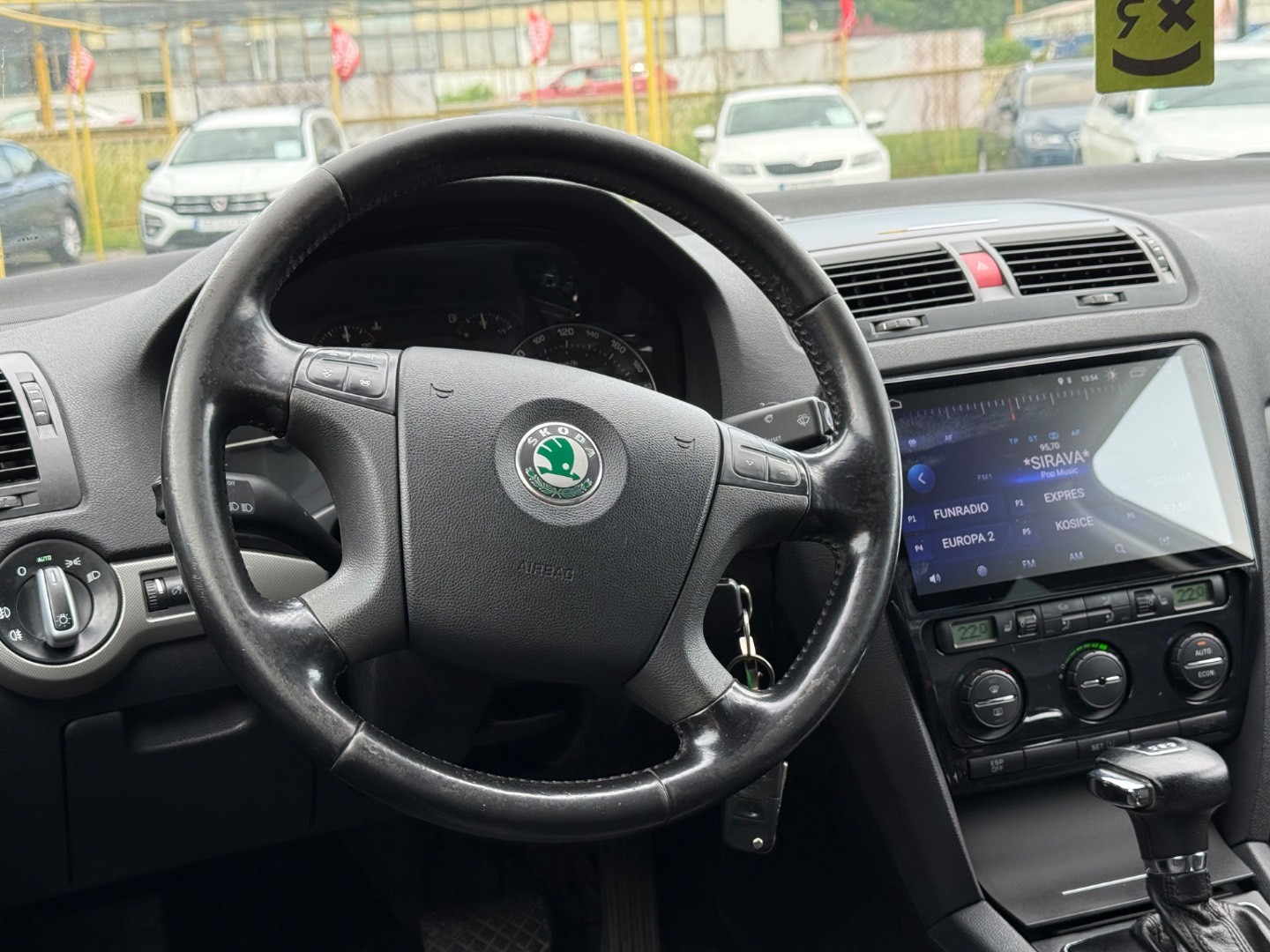 Škoda Octavia 1.9 TDI Elegance DSG – Obrázok 13
