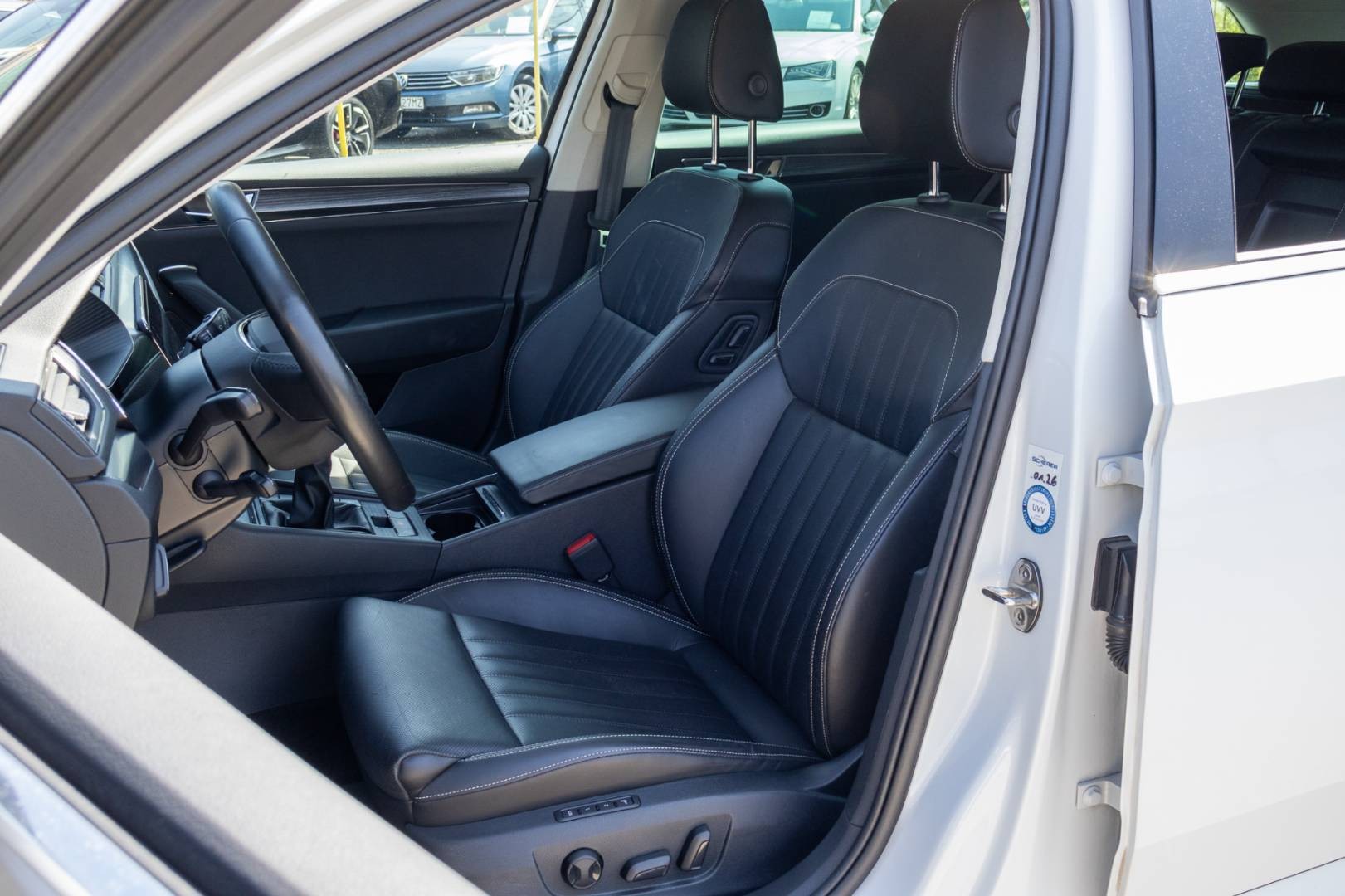 Škoda Superb Combi 2.0 TDI SCR Style – Obrázok 13