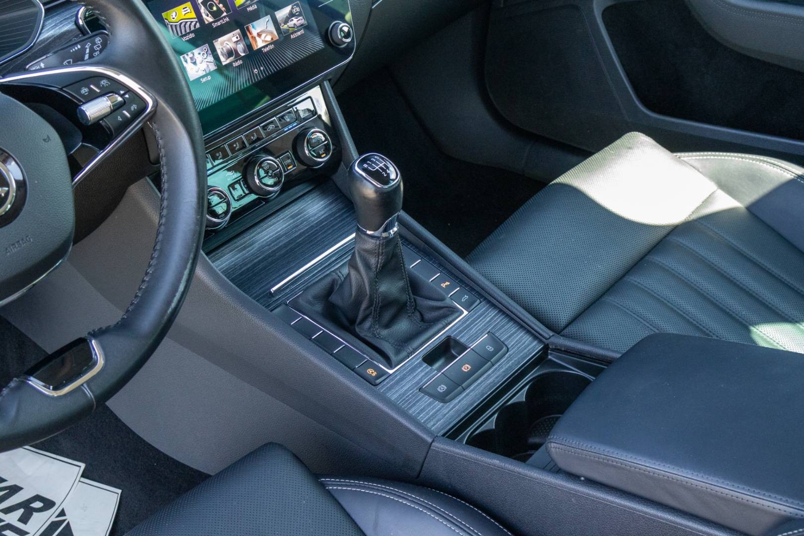 Škoda Superb Combi 2.0 TDI SCR Style – Obrázok 28