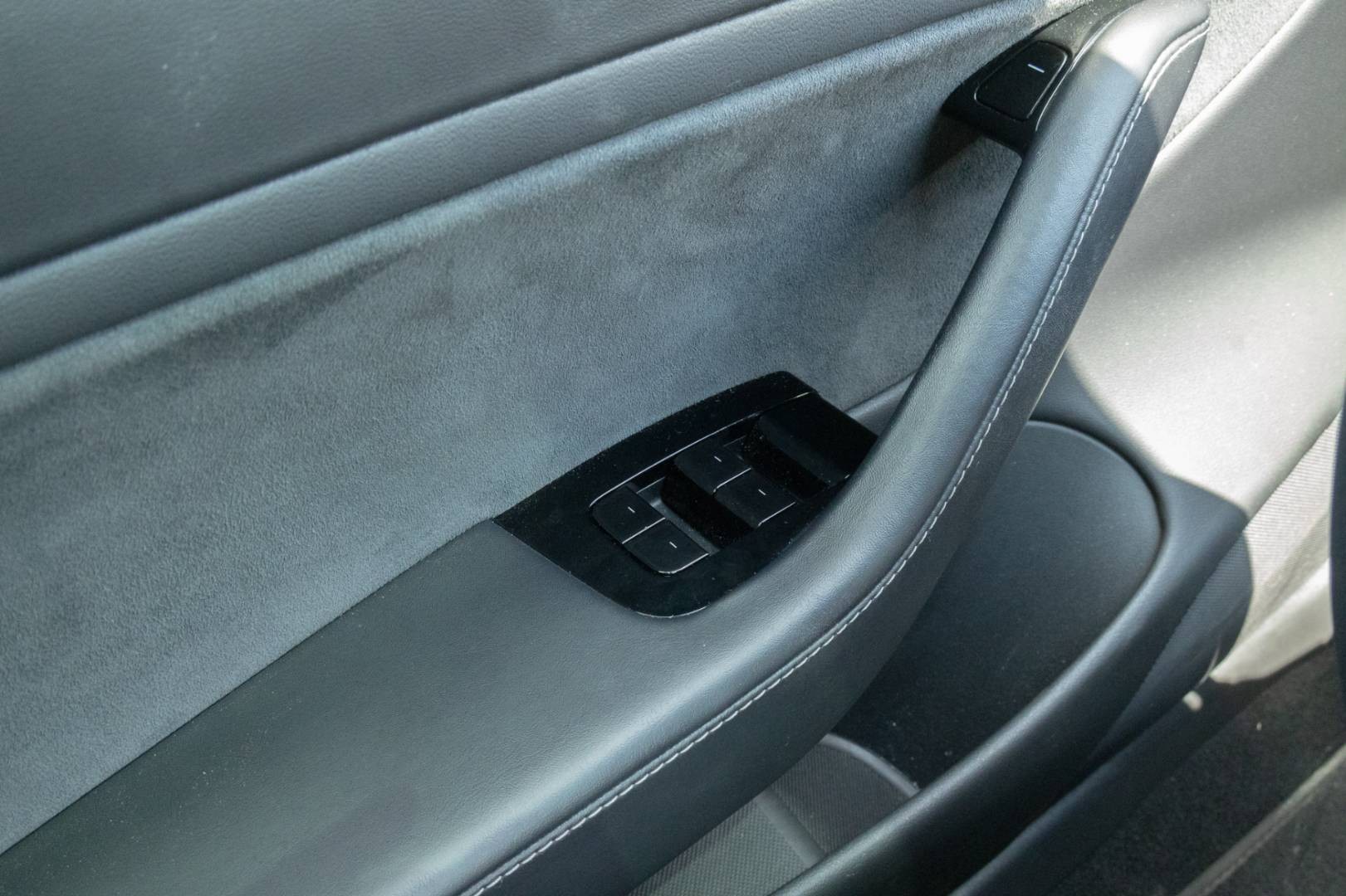 Tesla Model 3 Performance 82kWh AWD – Obrázok 14