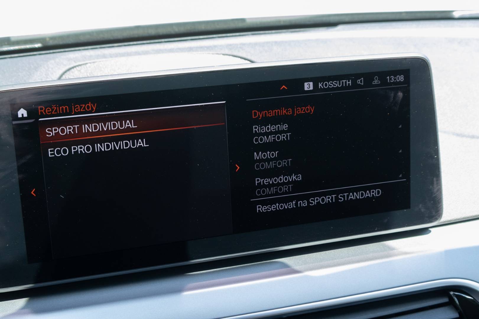 BMW Rad 5 Touring 520d mHEV A/T – Obrázok 22