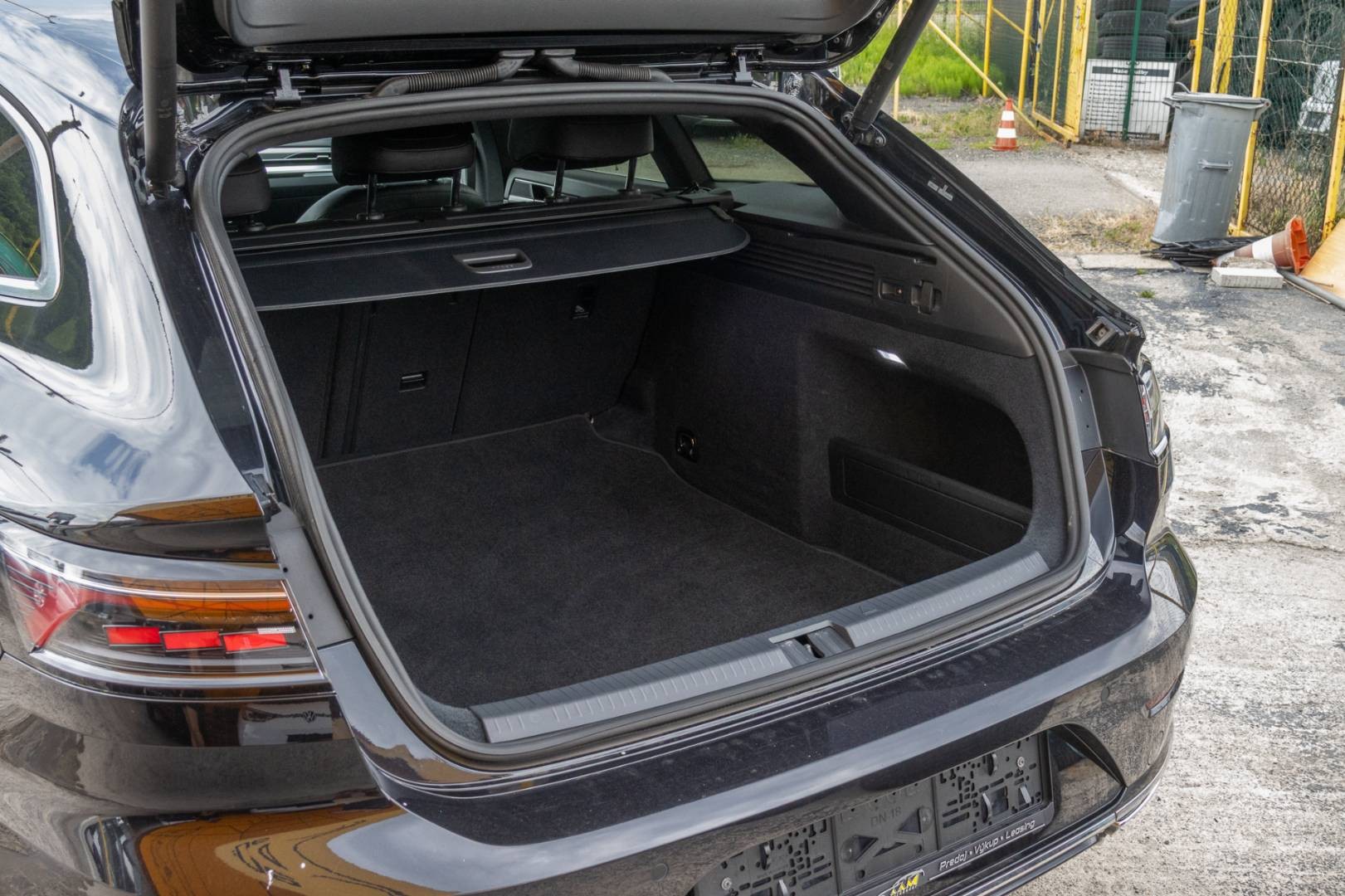 Volkswagen Arteon Shooting Brake SB 2.0 TDI Elegance DSG - NEBÚRANÉ – Obrázok 10