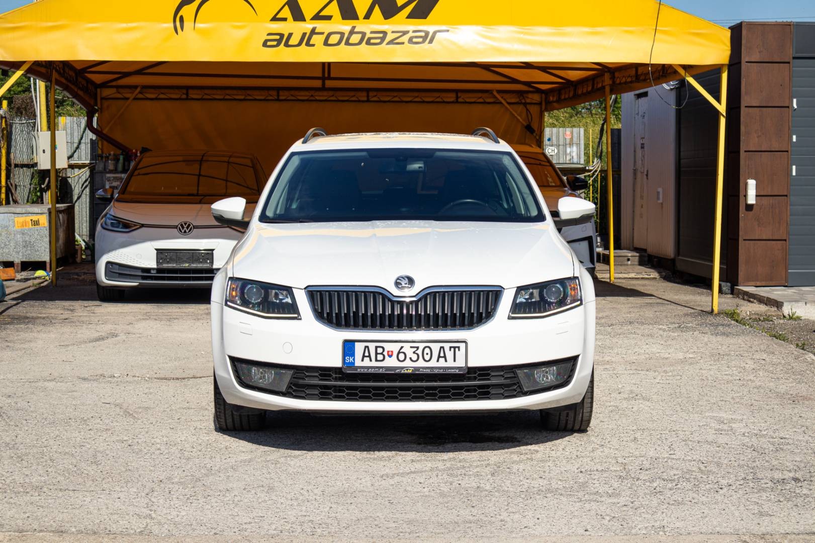 Škoda Octavia Combi 2.0 TDI Elegance/Style DSG – Obrázok 2