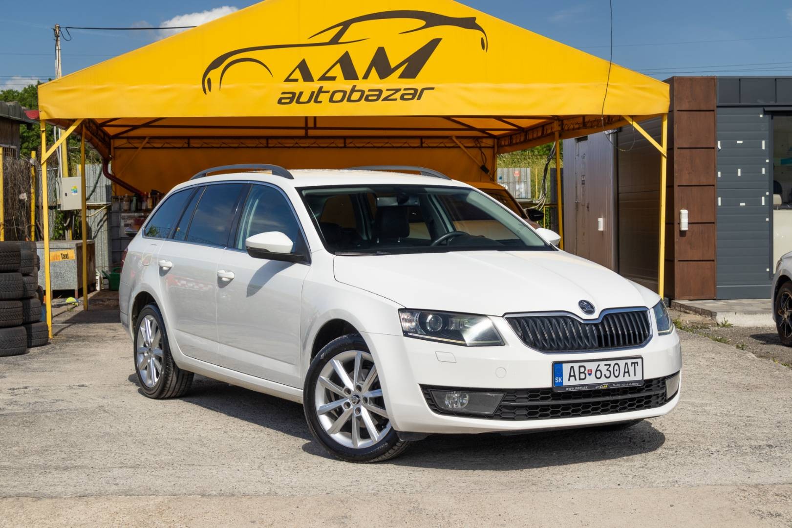 Škoda Octavia Combi 2.0 TDI Elegance/Style DSG – Obrázok 3