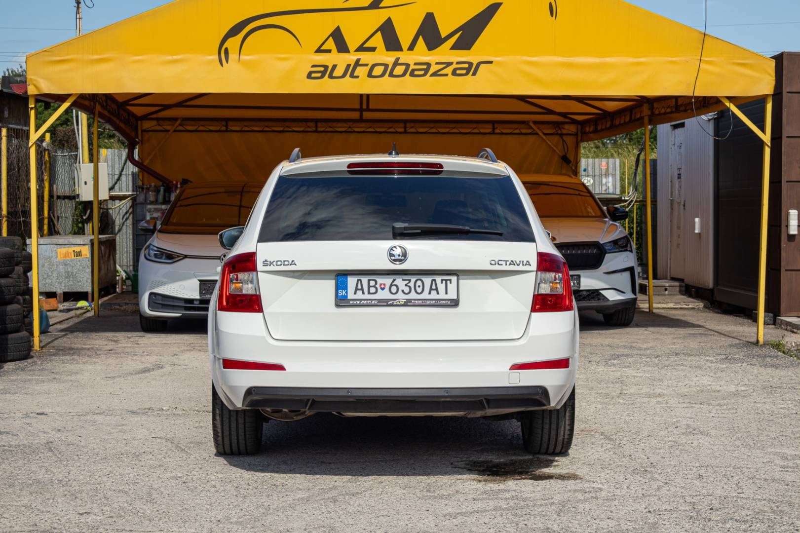 Škoda Octavia Combi 2.0 TDI Elegance/Style DSG – Obrázok 7