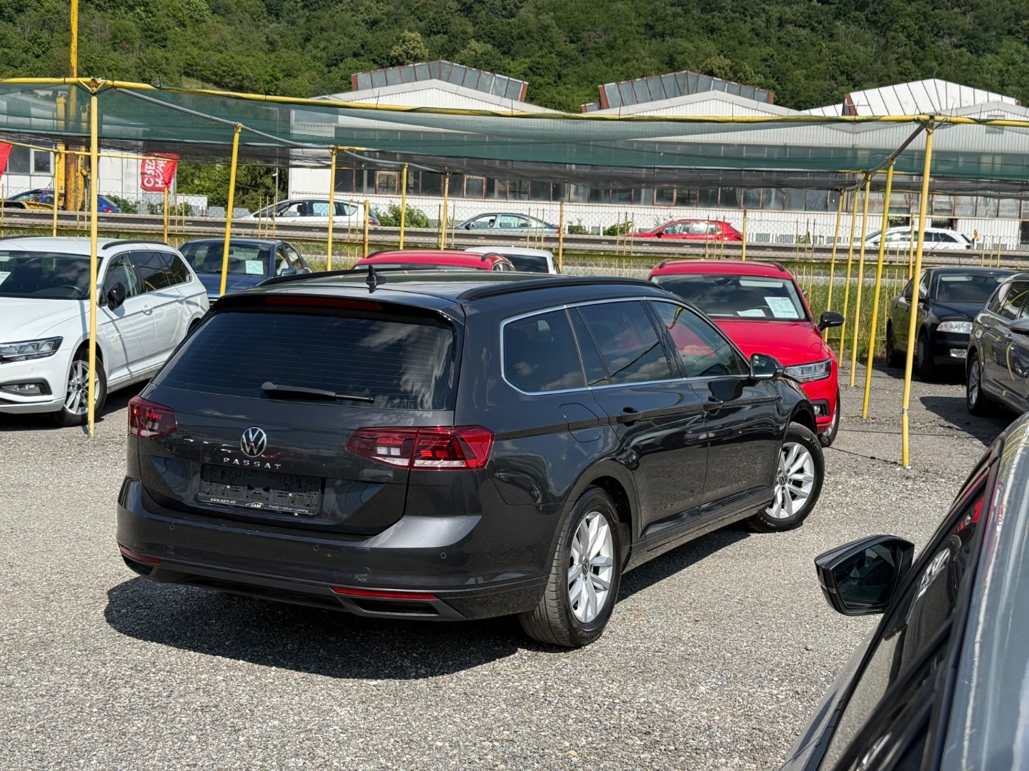Volkswagen Passat Variant 2.0 TDI EVO Business DSG – Obrázok 2