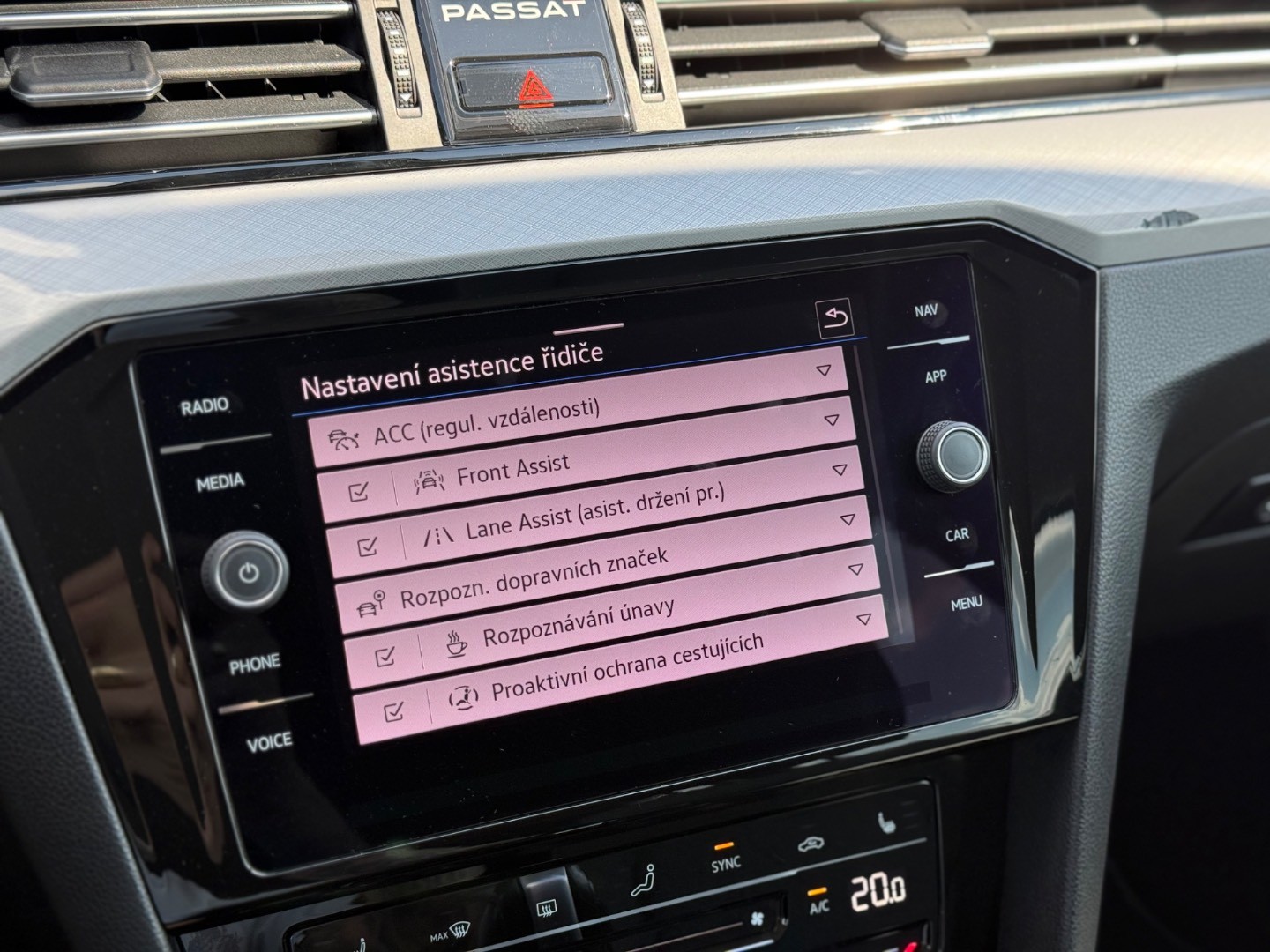 Volkswagen Passat Variant 2.0 TDI EVO Business DSG – Obrázok 8
